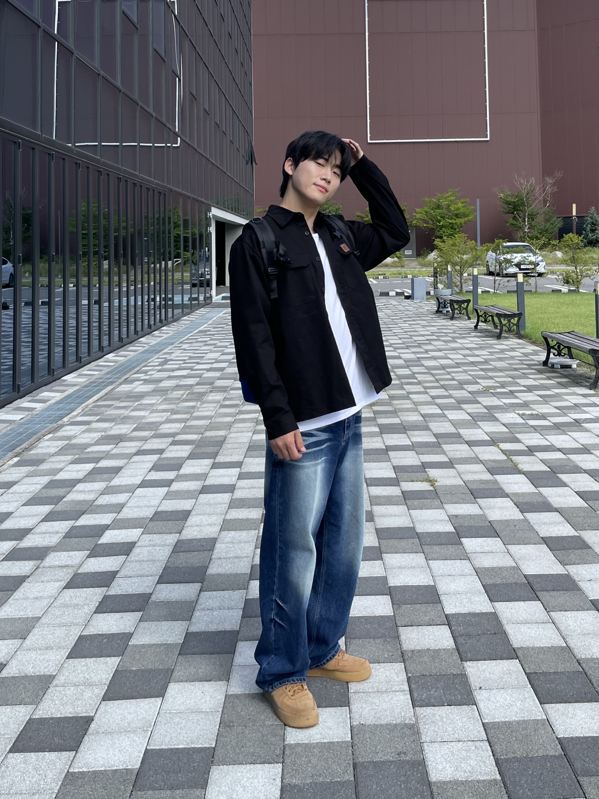 Ader Error Significant Tag Backpack 02 Noir, Nike Air Force 1 '07 WB Flax 착용 스타일 - 5