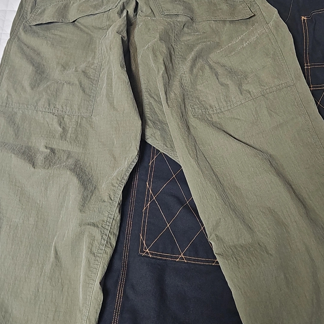 Kapital Thin Canvas Lumber Pants Black, Kapital Ripstop Aviator Suit Cut Pants Khaki 착용 스타일 - 2