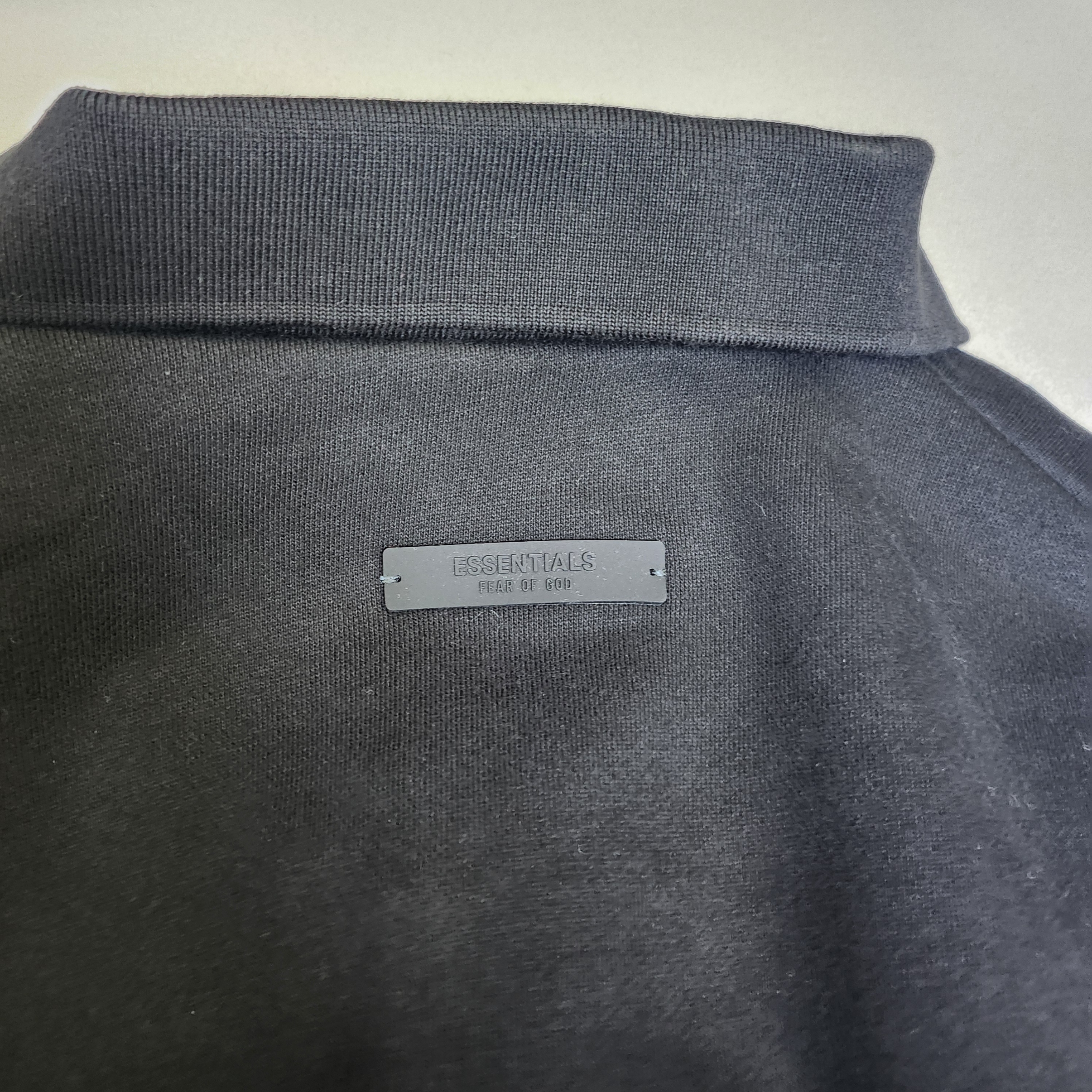 Essentials Fleece Polo Black - 24FW 착용 스타일 - 3