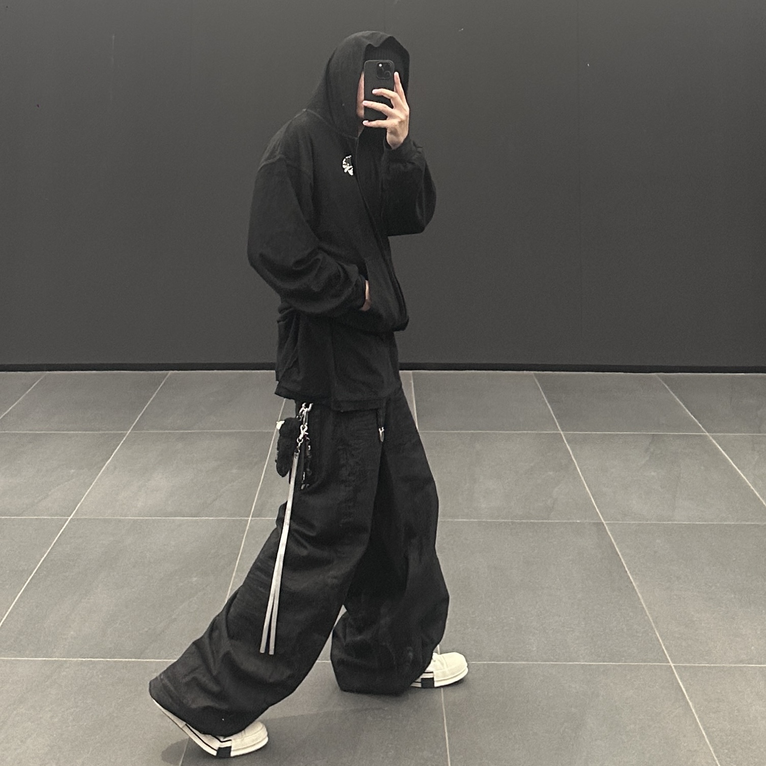Converse x Drkshdw Drkstr Chuck 70 High Lily White 착용 스타일