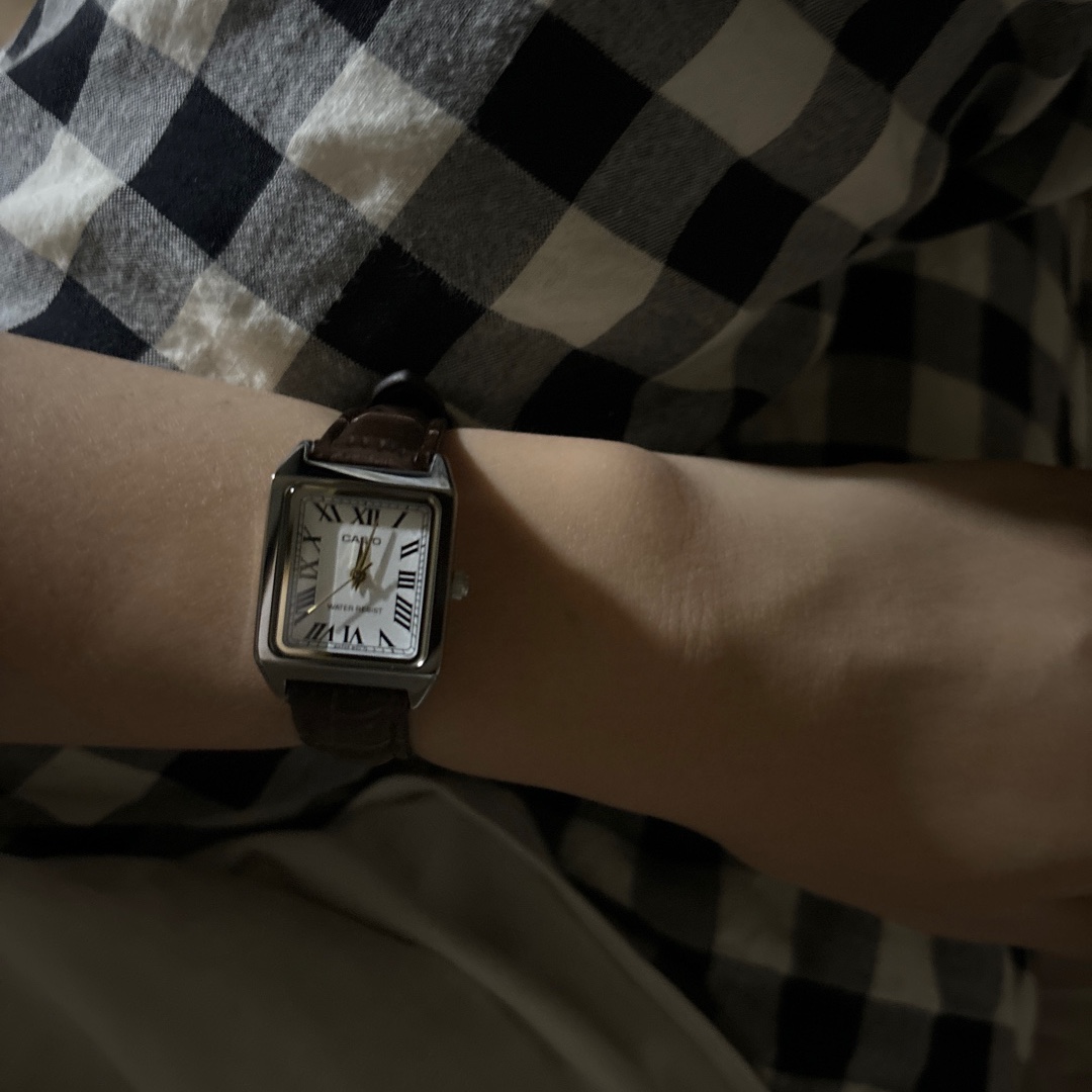 Casio LTP-V007L-7B2 착용 스타일 - 1