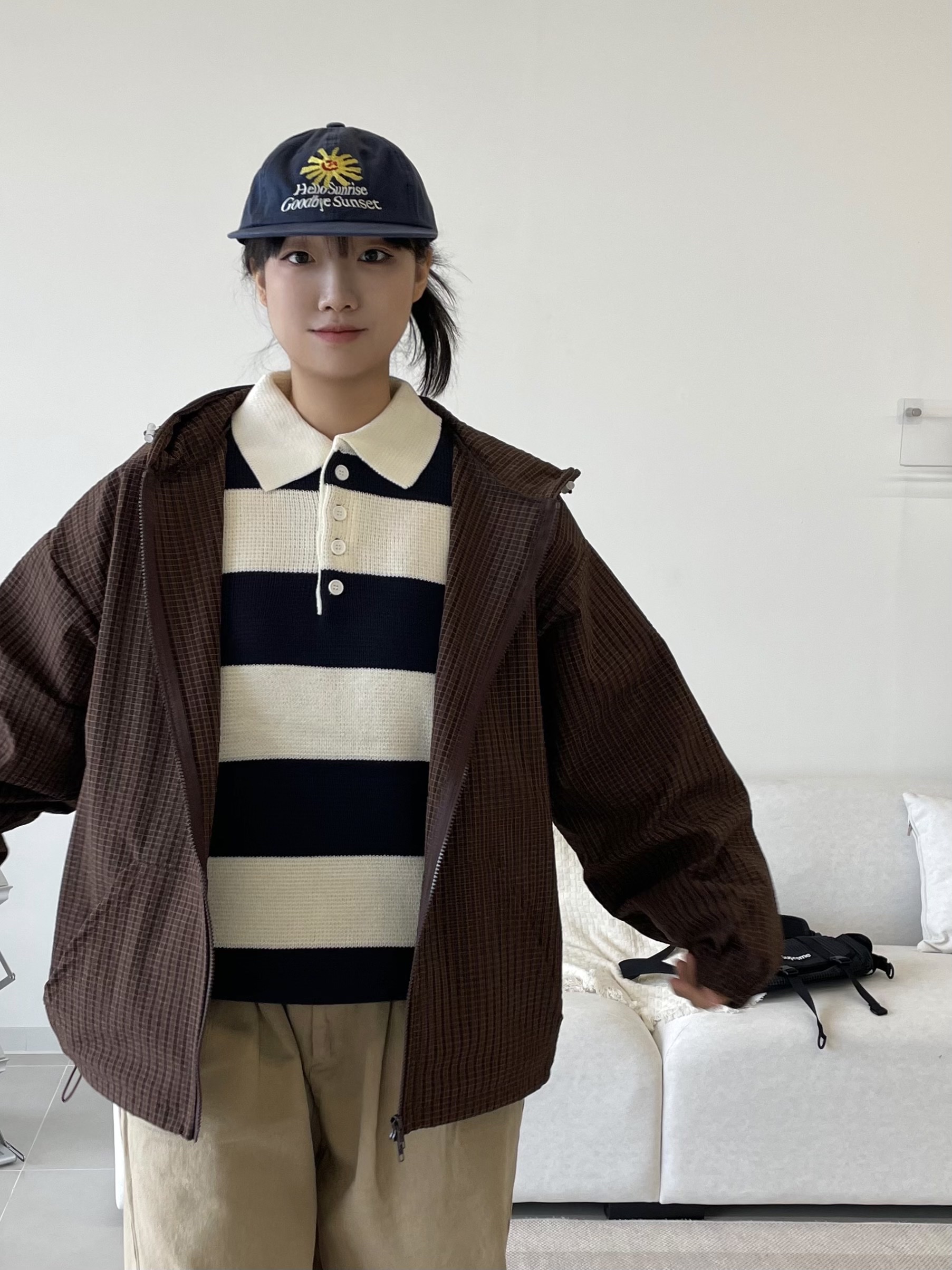 HS x Hank Relaxed Fit Cap Navy, Supreme Mini Duffle Bag Black - 24SS 착용 스타일 - 4