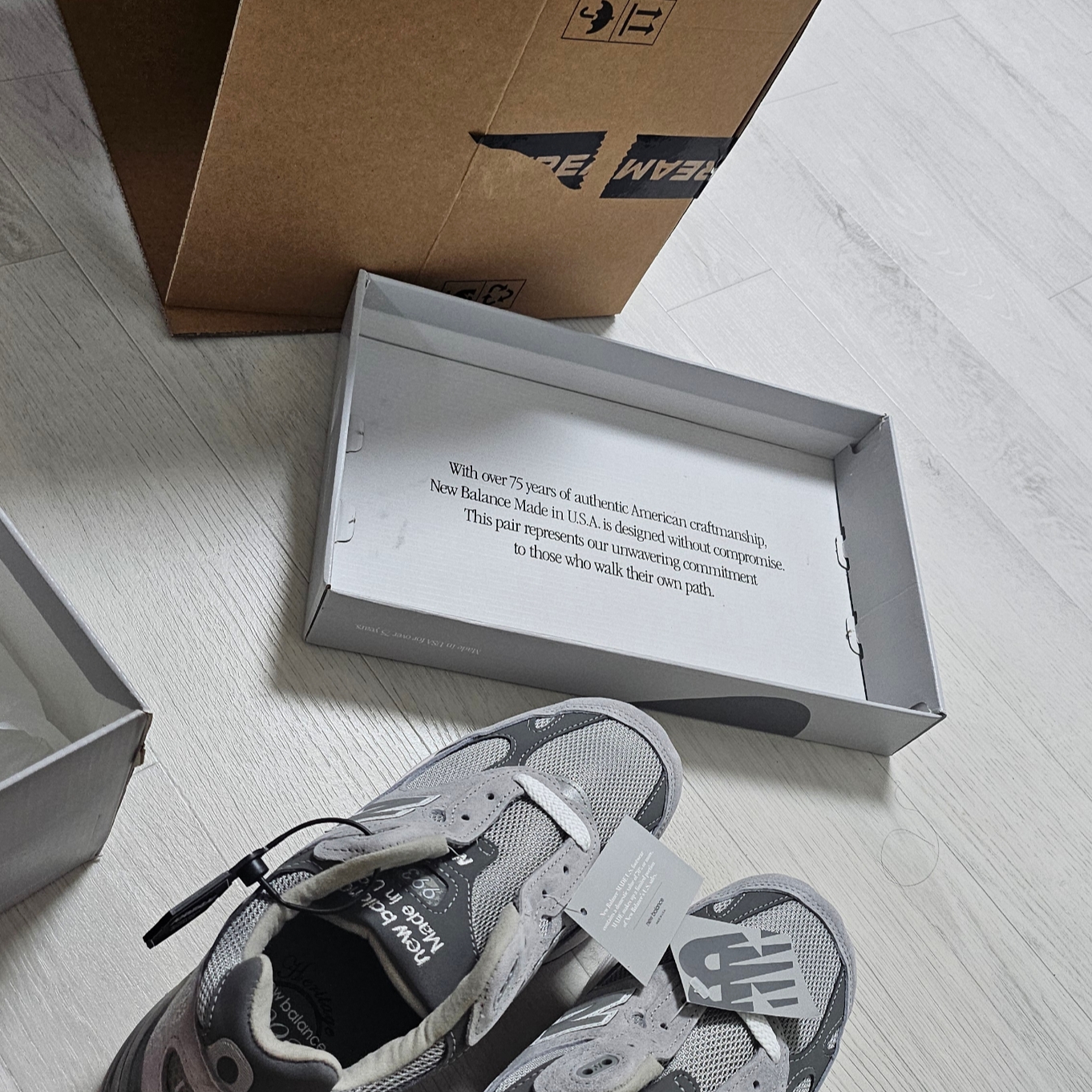 New Balance 993 Made in USA Grey - D Standard 착용 스타일