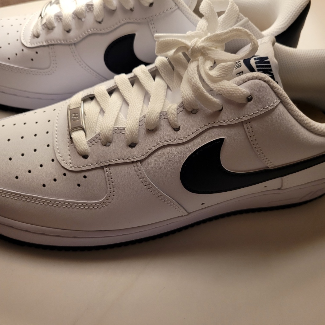 Nike Air Force 1 '07 White Midnight Navy 착용 스타일 - 1