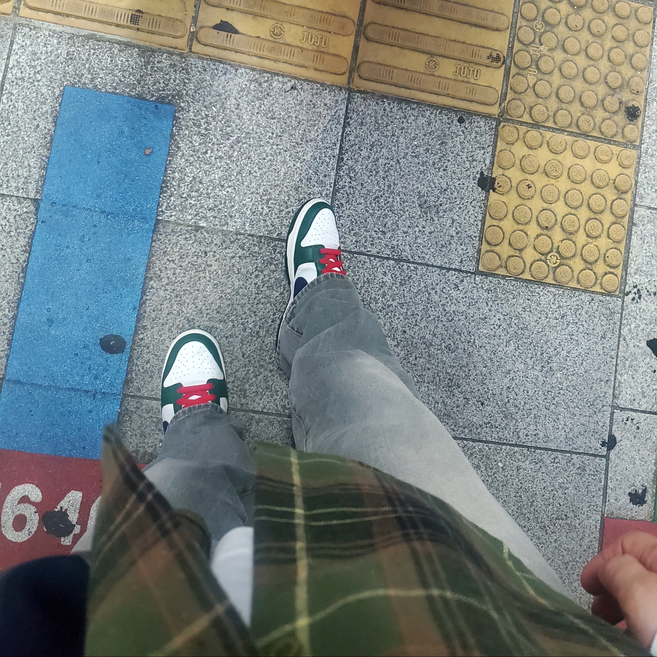 (W) Nike Dunk Low Gorge Green 착용 스타일