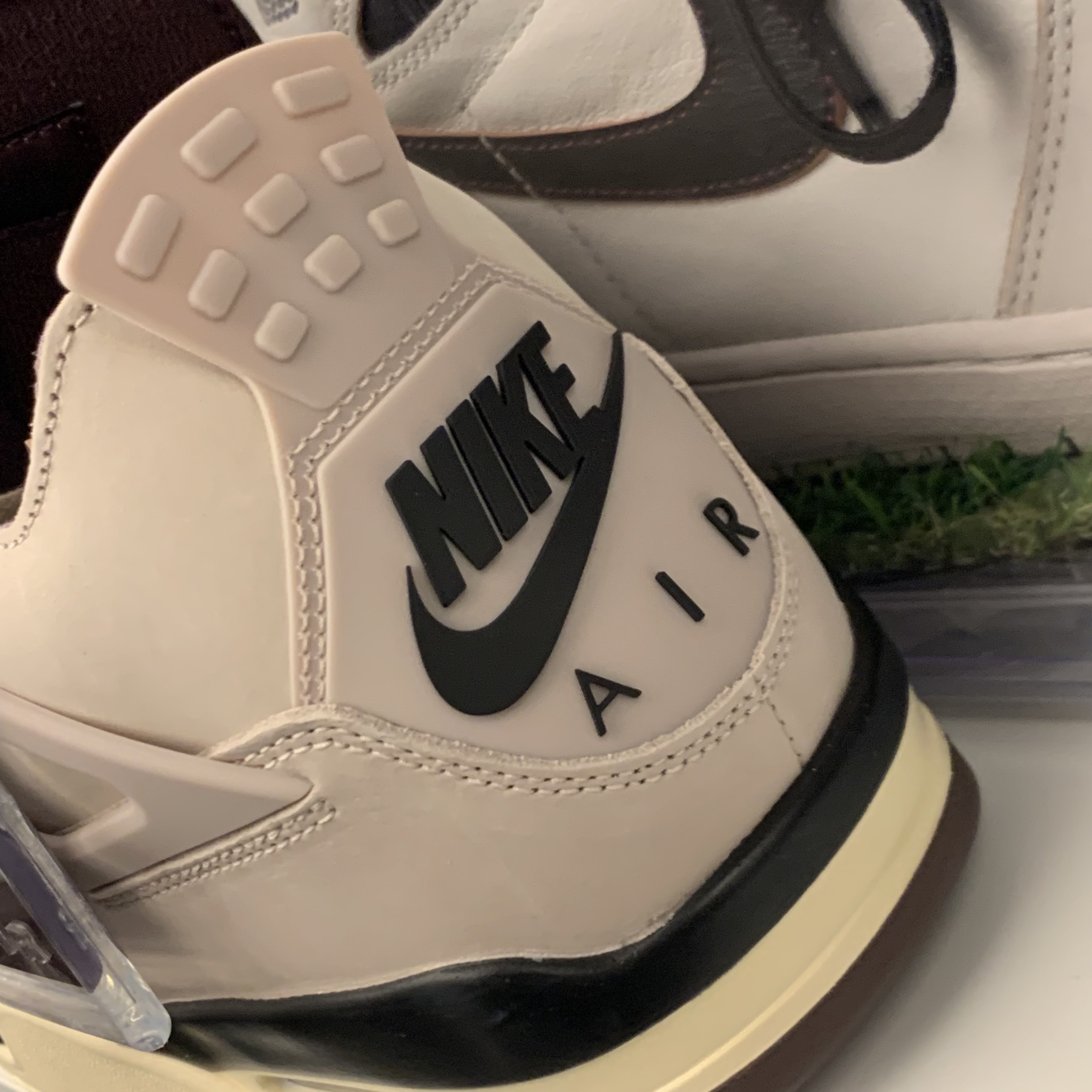 (W) Jordan 4 x A Ma Maniere Retro OG SP W.Y.W.S. 착용 스타일 - 2