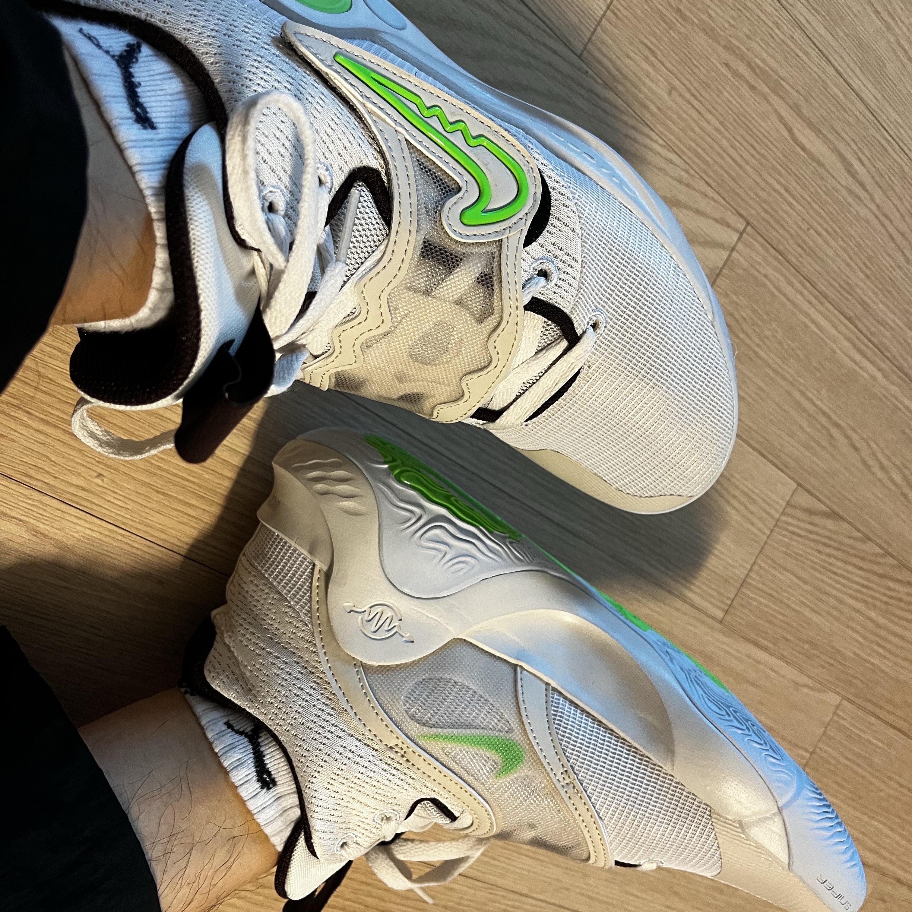 Nike KD Trey 5 X EP Phantom Green Strike 착용 스타일 - 4