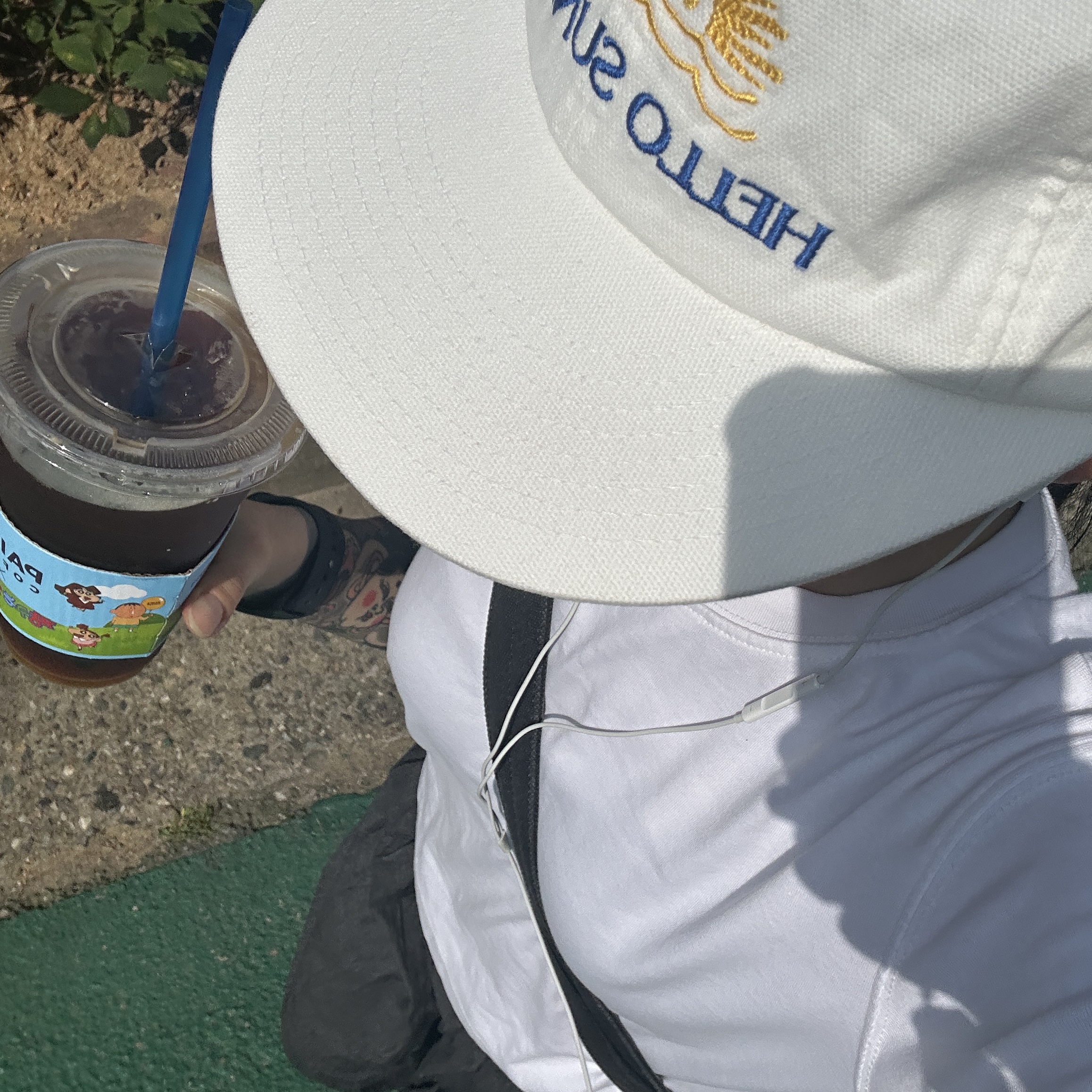 Hello Sunrise Washed Two Tone Logo 6Panel Cap Off White, Hello Sunrise Washed OG Logo Ball Cap Gray 착용 스타일 - 1