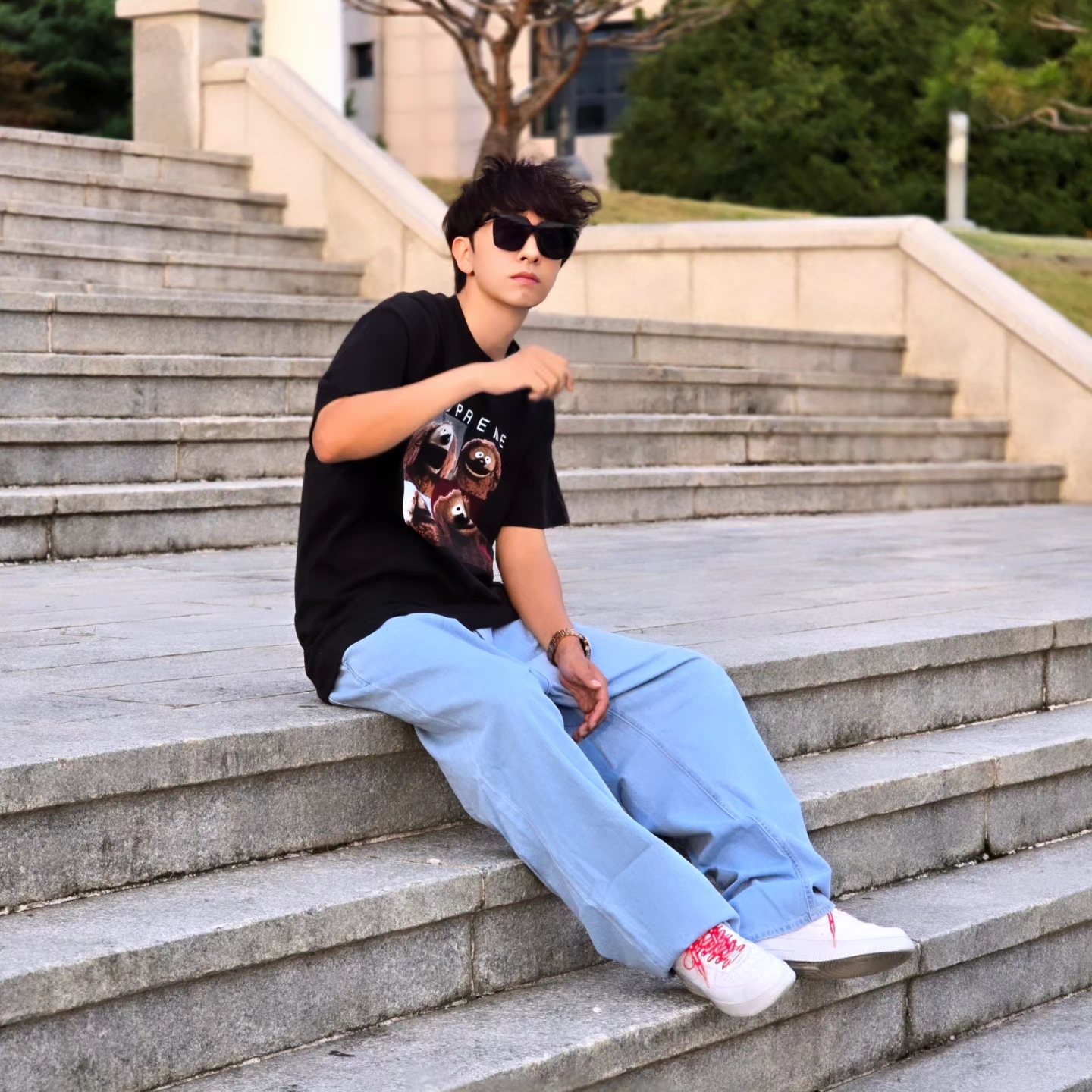 Supreme Rowlf T-Shirt Black - 24SS, Samsung Galaxy Watch6 44mm LTE Silver (Korean Ver.) 착용 스타일 - 2