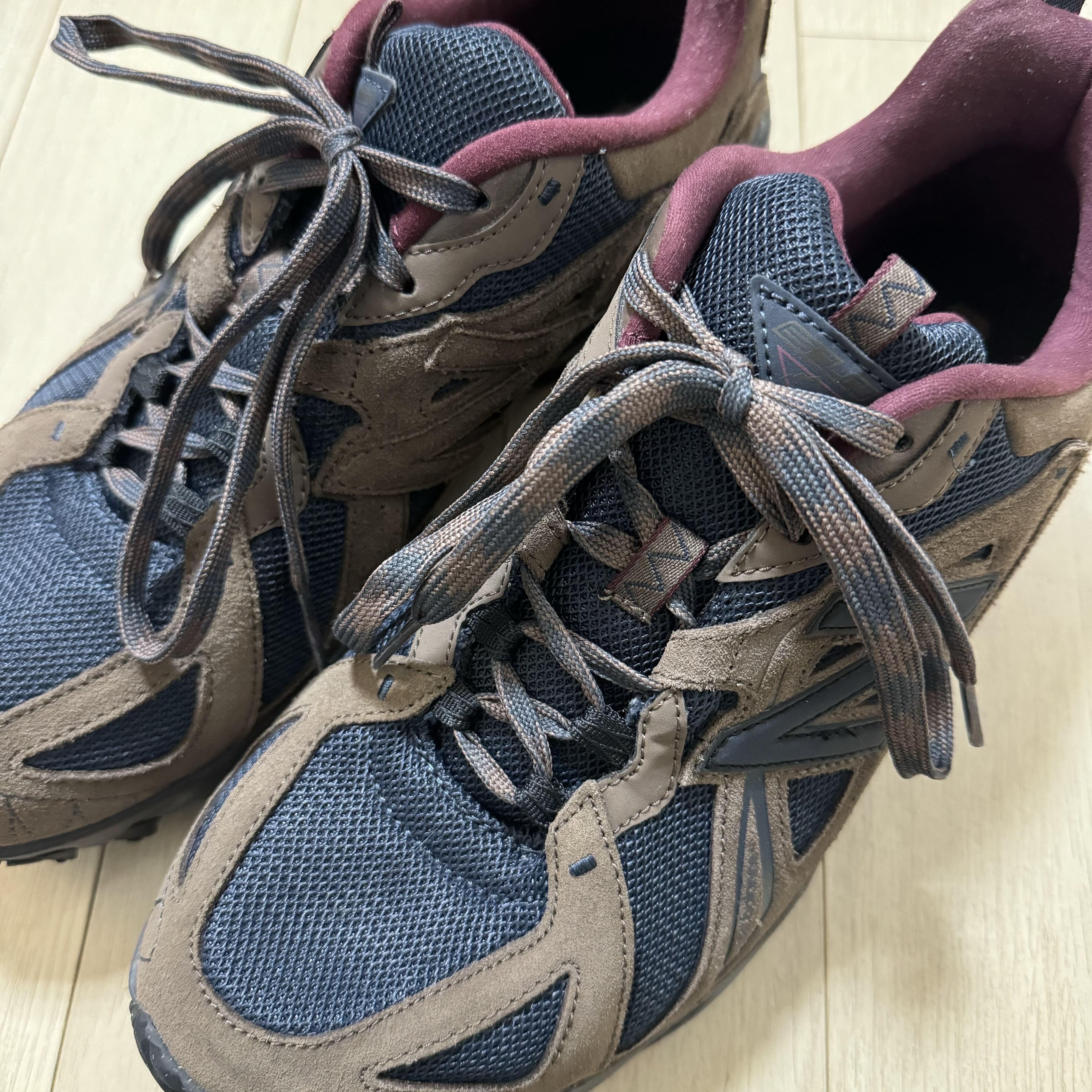 New Balance ML610T Dark Mushroom - D Standard 착용 스타일
