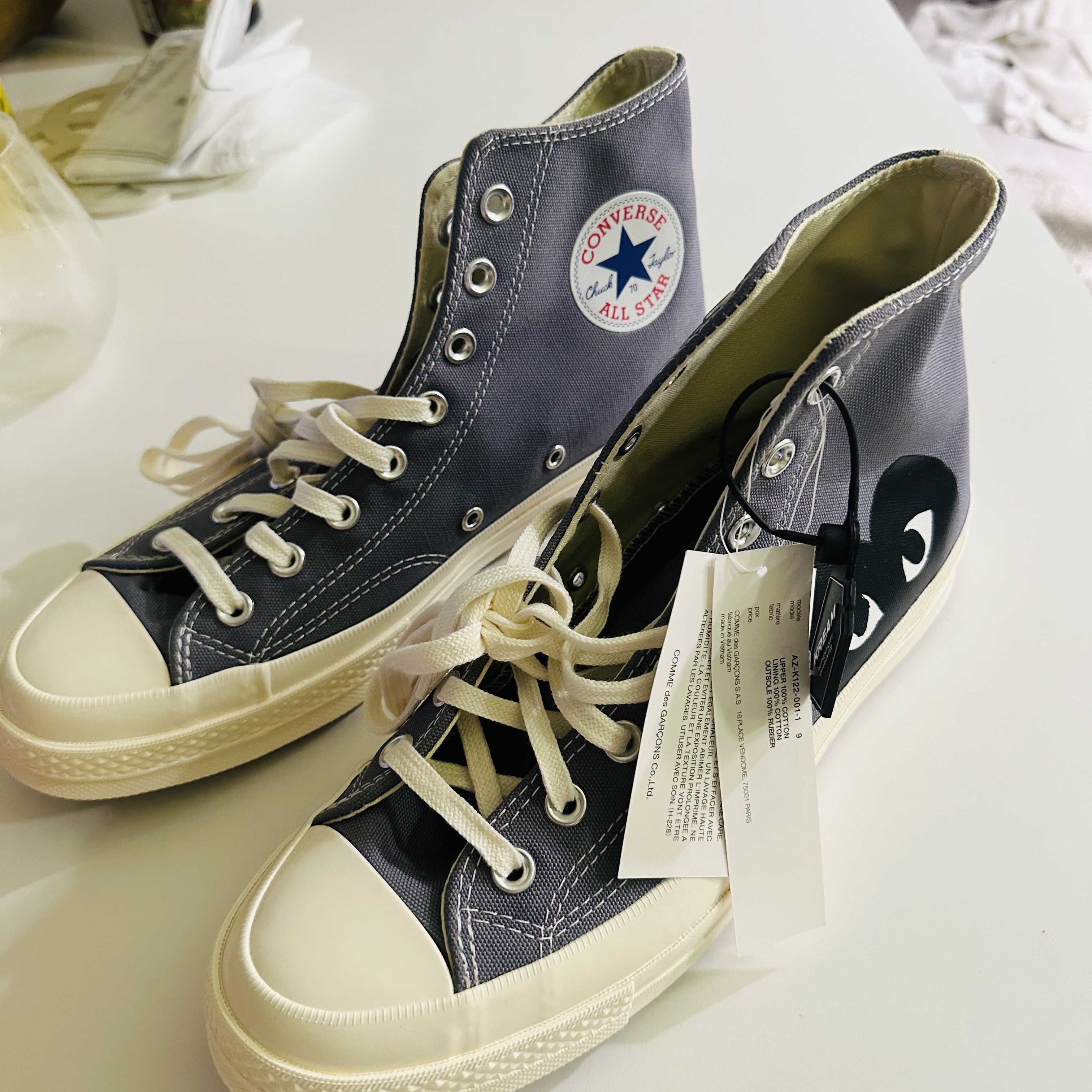 Converse x Play Comme des Garcons Chuck 70 Hi Steel Gray 착용 스타일