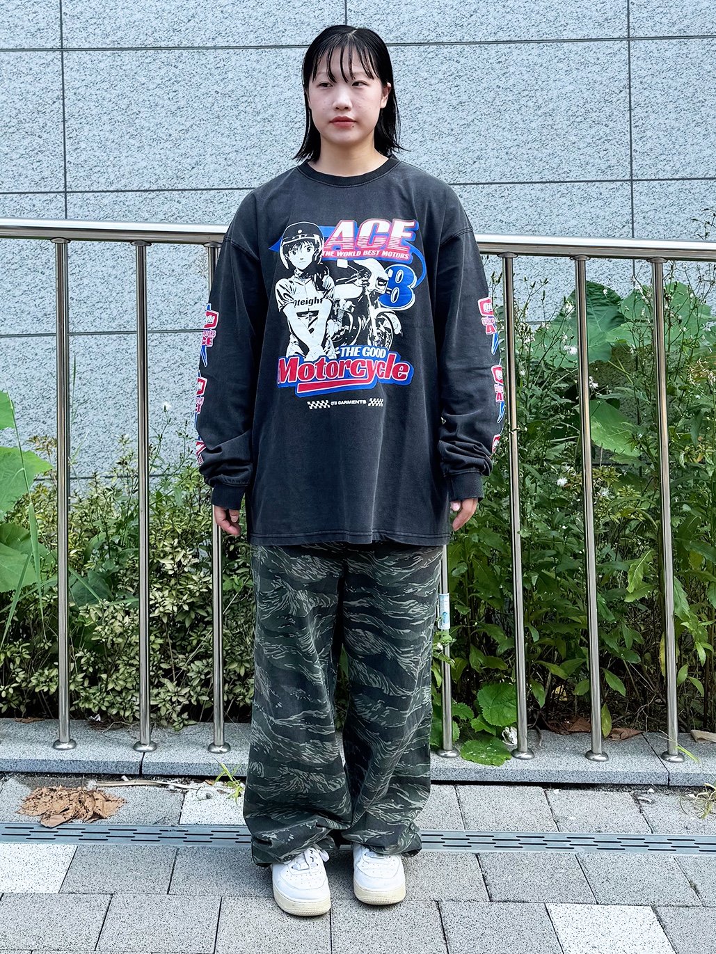 QT8 GARMENTS TL Ace Motors SP Washed Long Sleeve Black, Nike Air Force 1 '07 Low White 착용 스타일 - 1