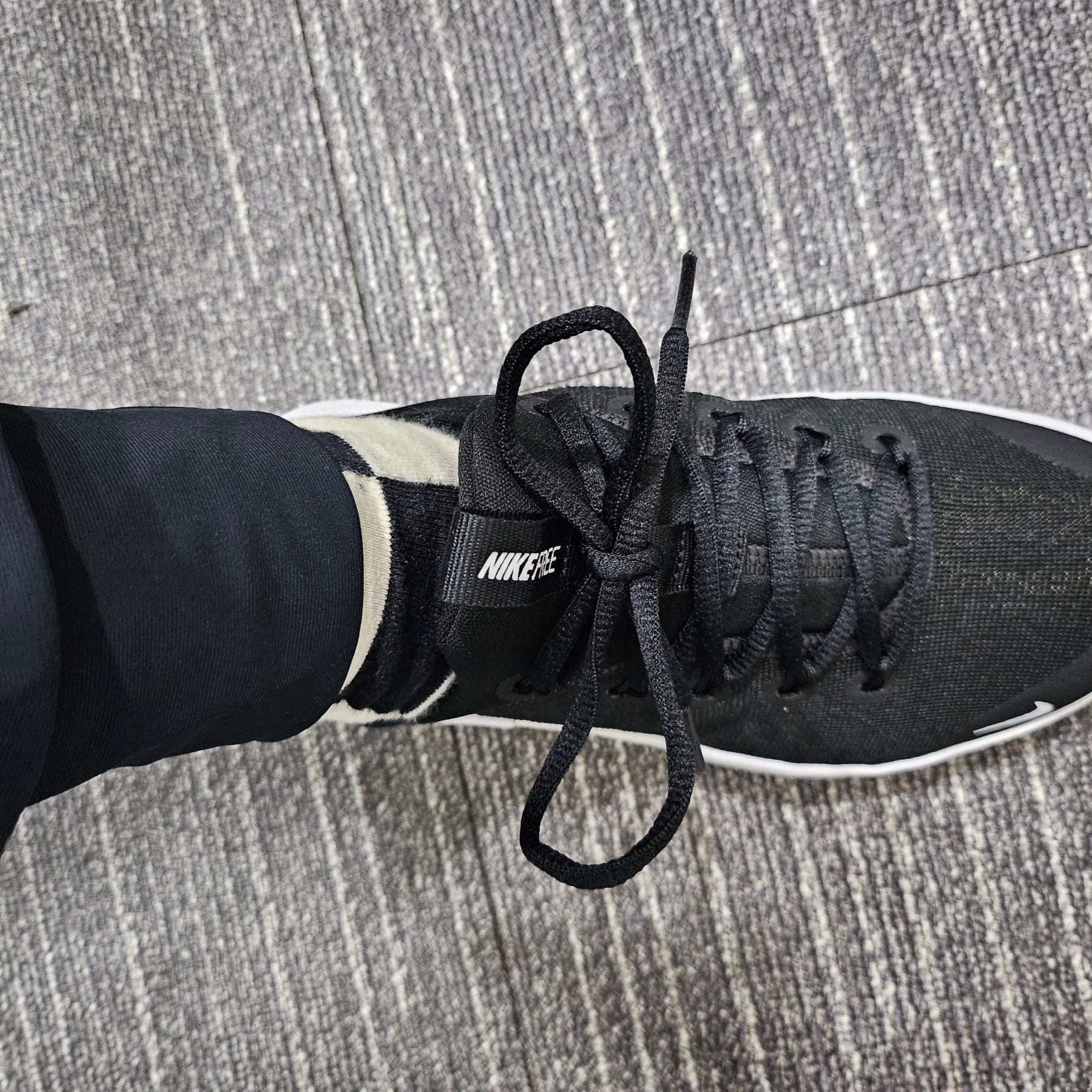 New Balance 996 Grey 착용 스타일