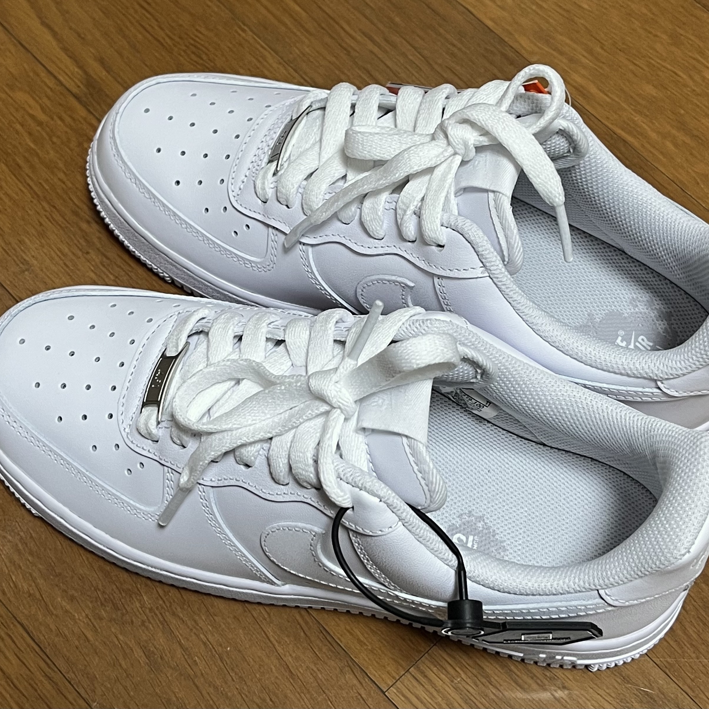 (W) Nike Air Force 1 '07 Low White 착용 스타일 - 2