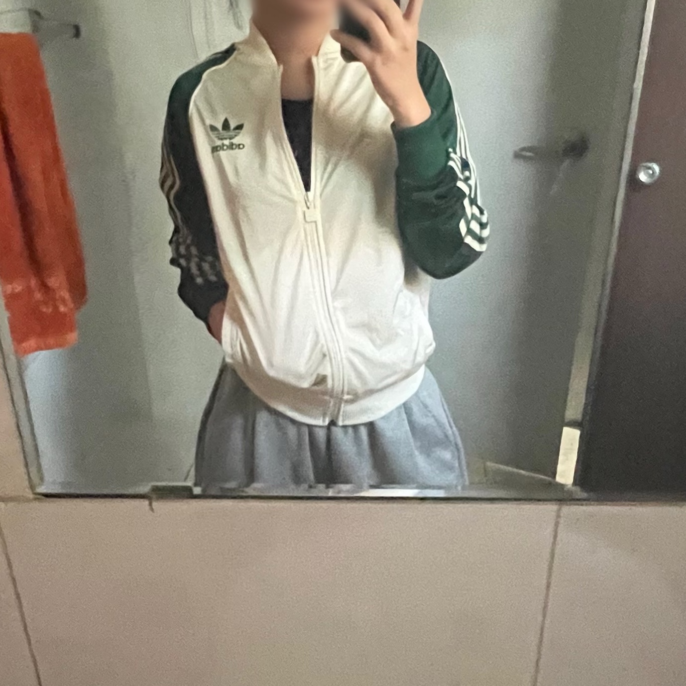 Adidas SST Track Top Wonder White Collegiate Green - KR Sizing 착용 스타일