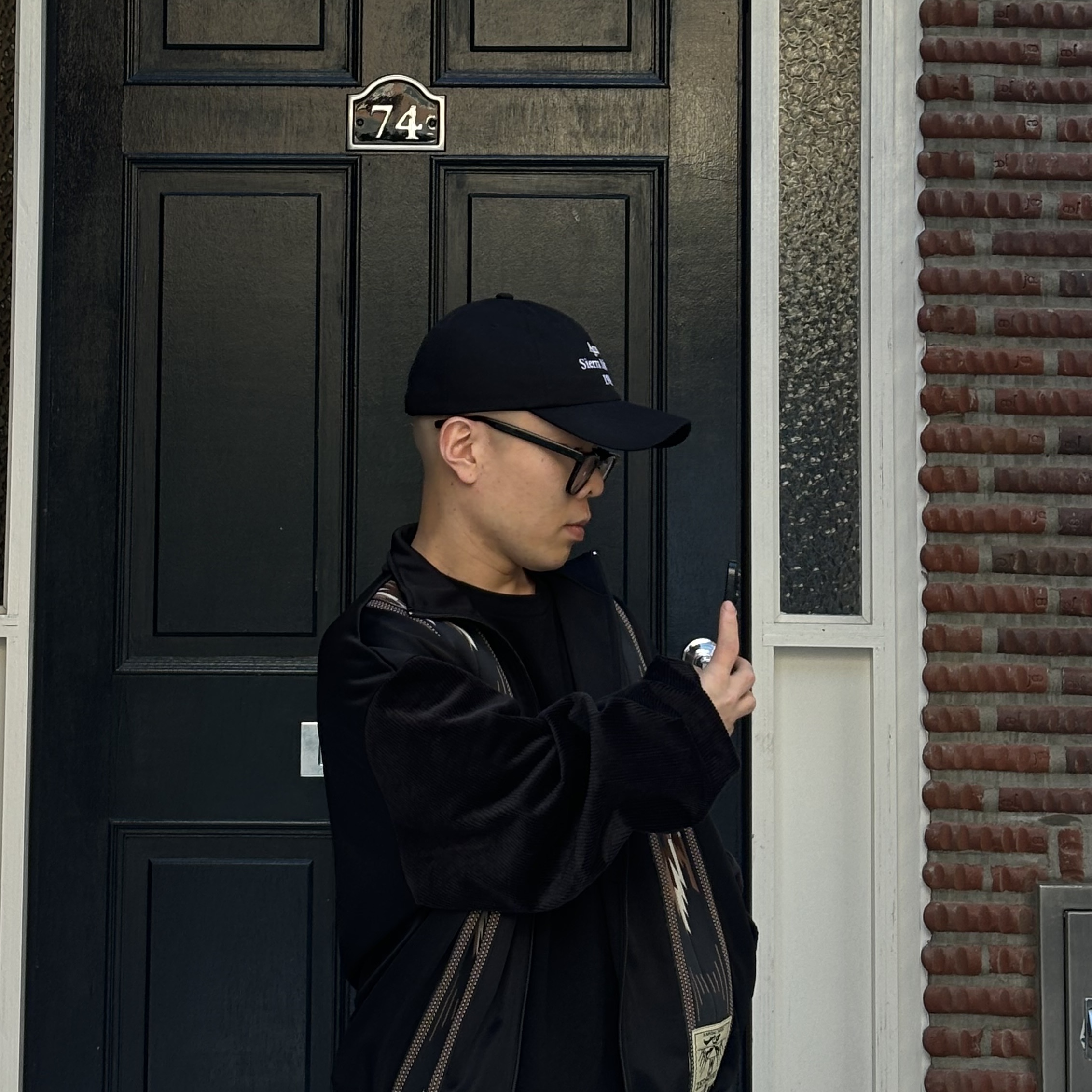 Kapital Smooth Jersey Kochi & Zephyr Track Jacket Black 착용 스타일 - 4