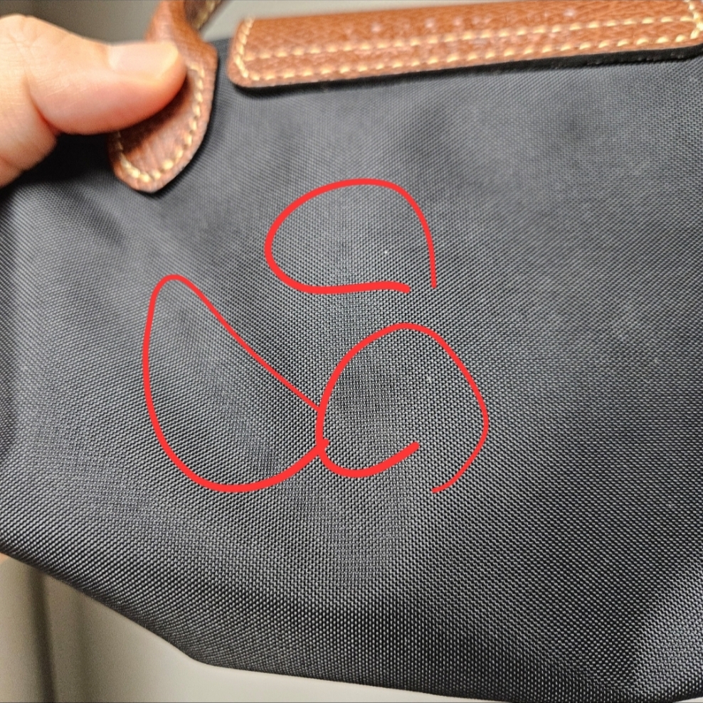 Longchamp Le Pliage Original Handle Pouch Black 착용 스타일 - 2
