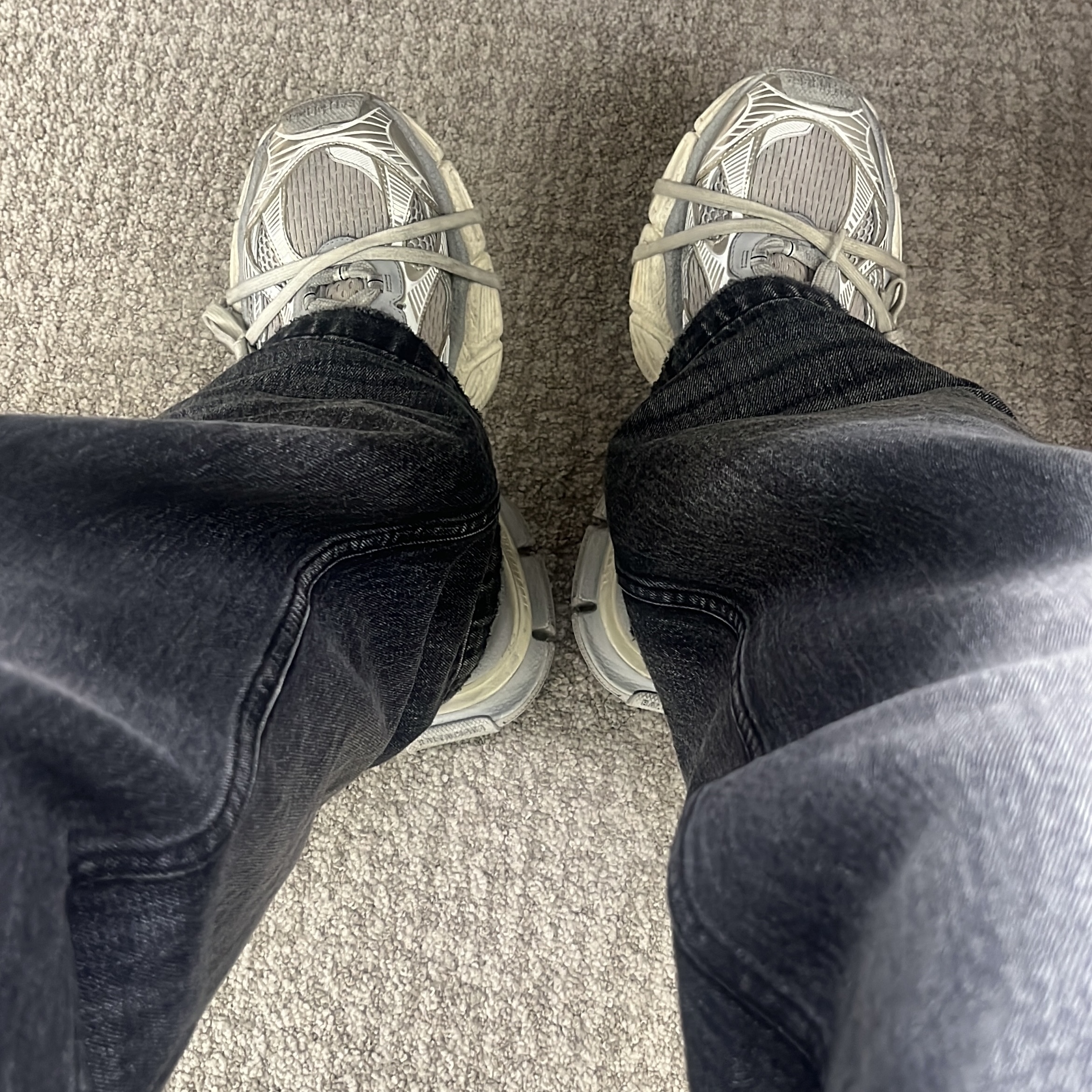Balenciaga 3XL Sneakers Light Beige, Nonnod Double Pocket Japanese Denim Washed Black 착용 스타일