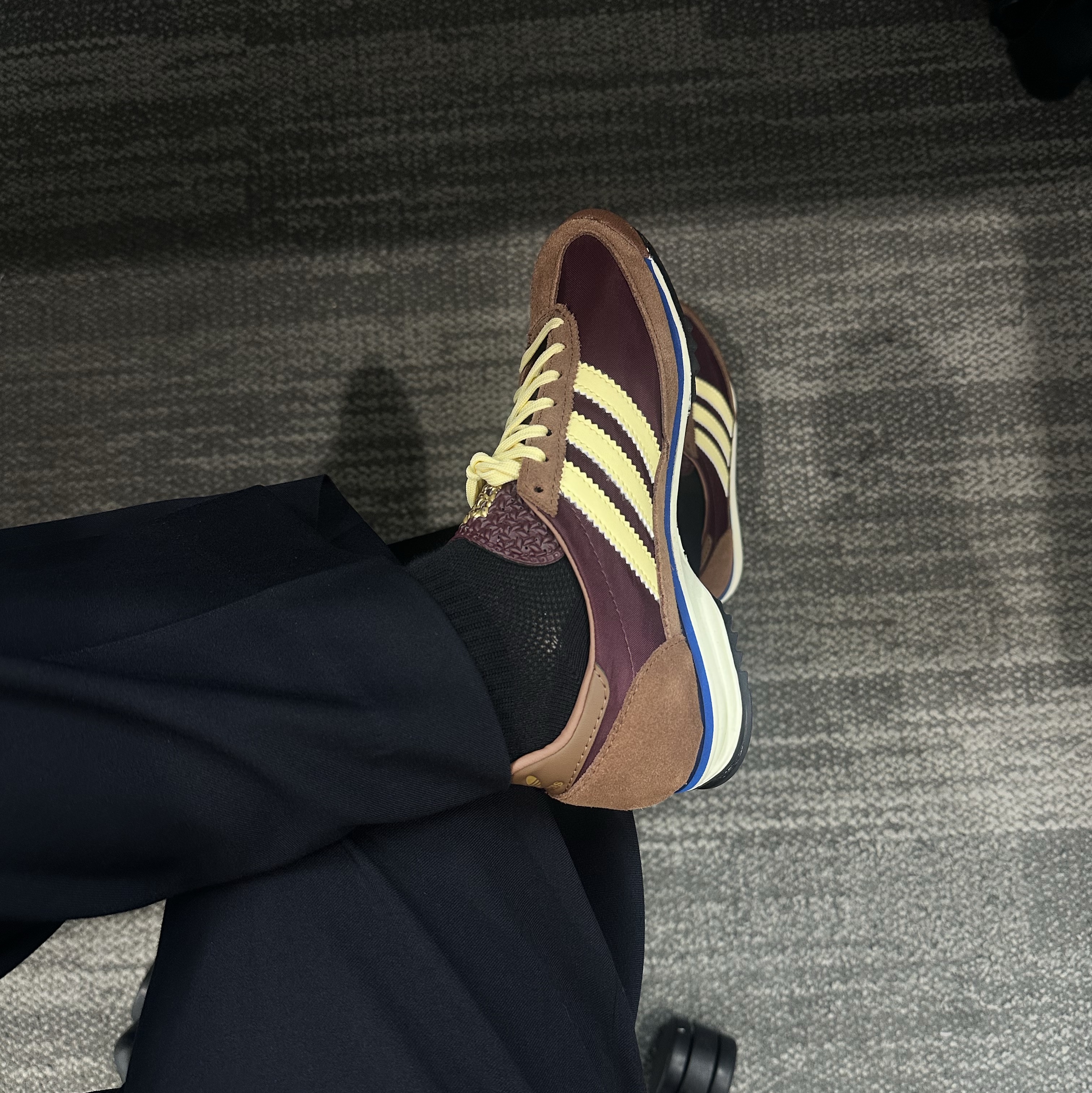 (W) Adidas SL 72 OG Maroon Almost Yellow 착용 스타일
