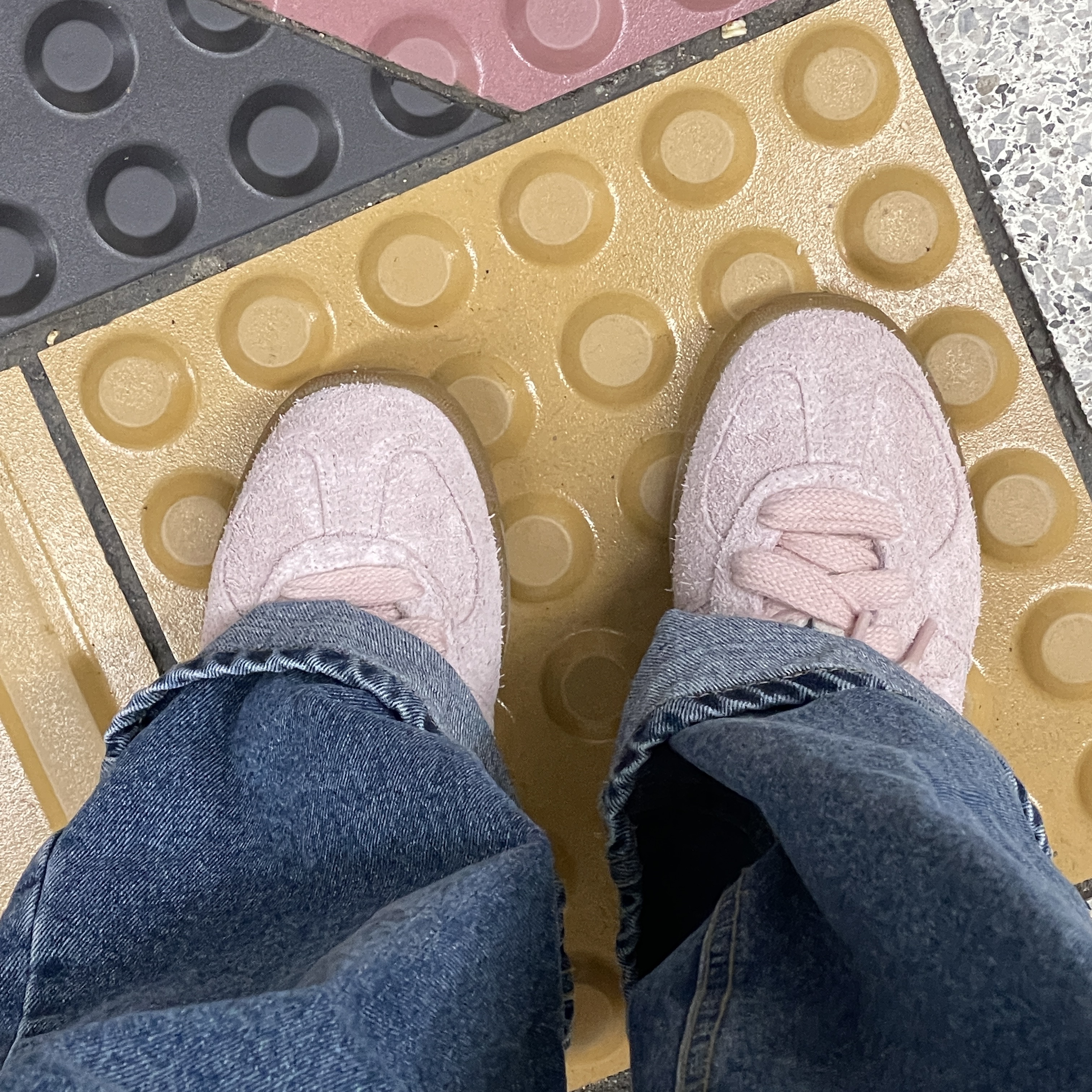 Puma Palermo Hairy Rose Quartz Rosebay 착용 스타일 - 2