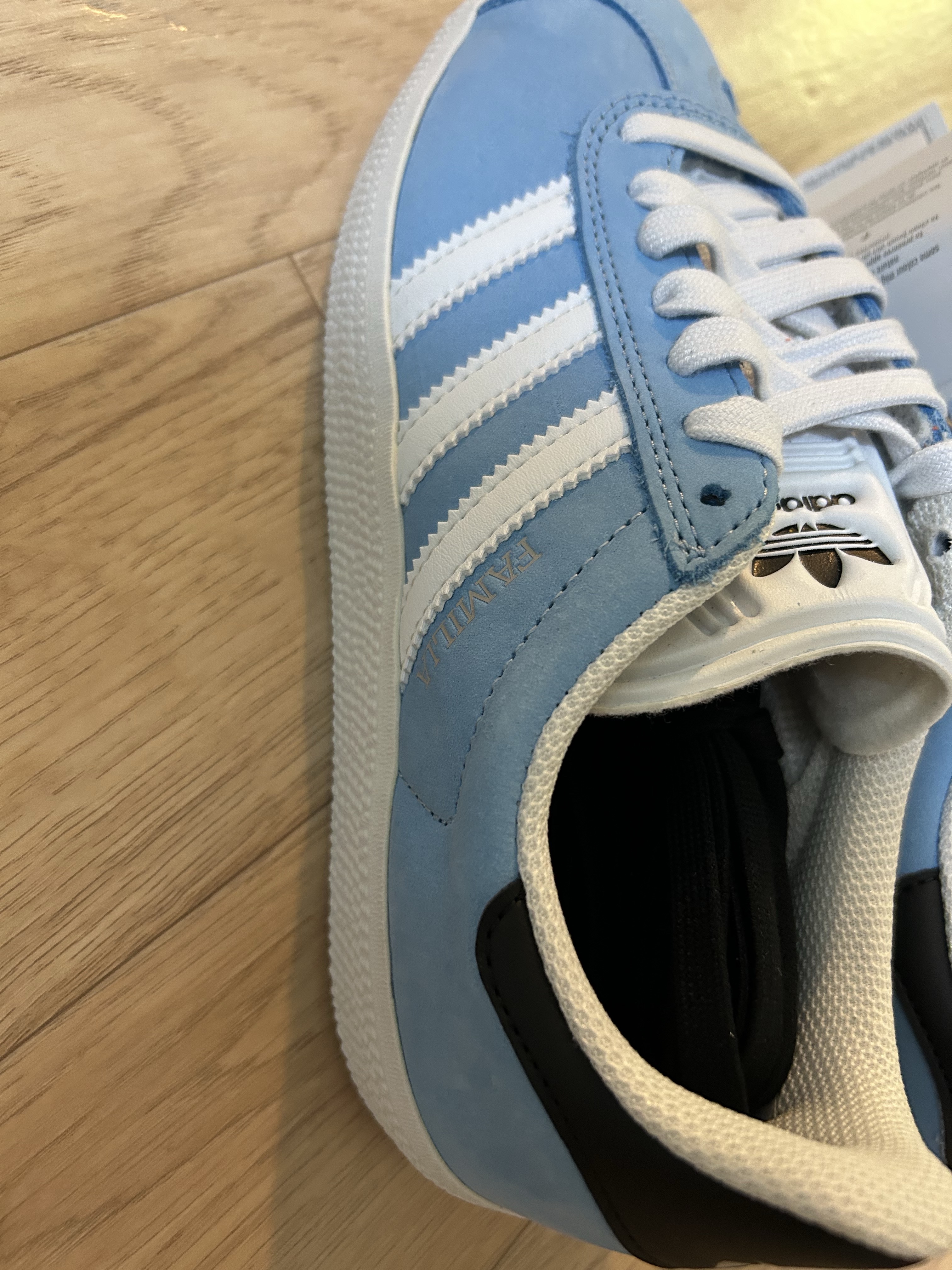 Adidas x Minnesota United FC x Familia Gazelle ADV Crystal White Core Black 착용 스타일