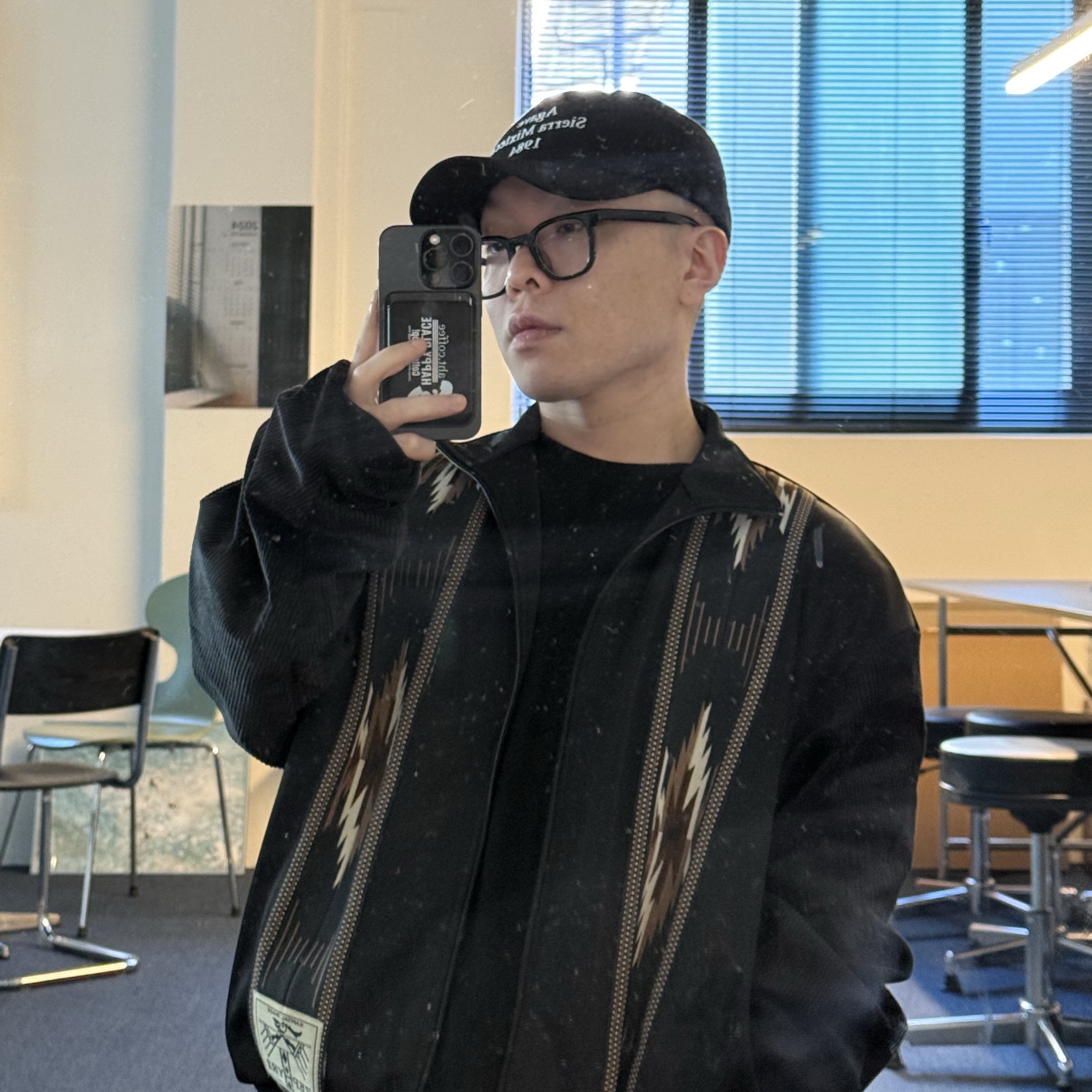 Kapital Smooth Jersey Kochi & Zephyr Track Jacket Black 착용 스타일 - 5