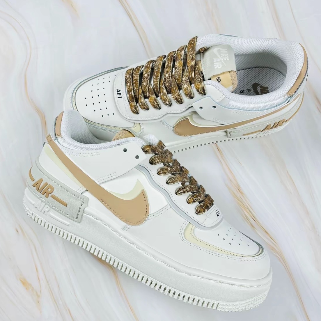 (W) Nike Air Force 1 Shadow Sail Fossil Light Bone 착용 스타일
