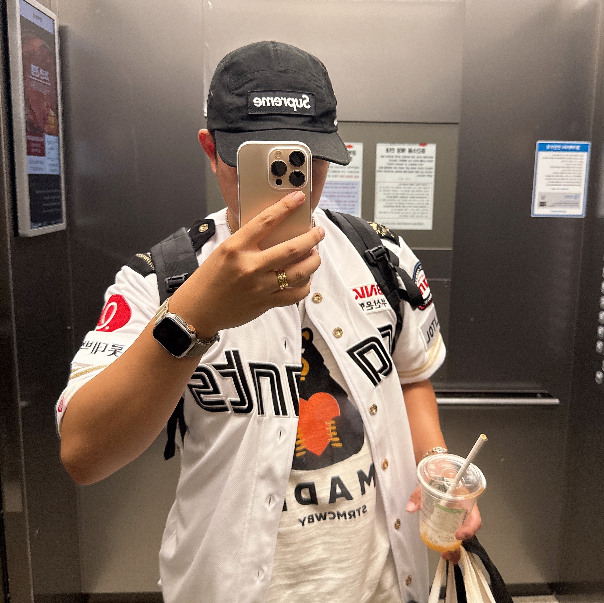 Supreme Military Camp Cap Black - 22SS, Apple iPhone 16 Pro 256GB Desert Titanium (Korean Ver.) 착용 스타일