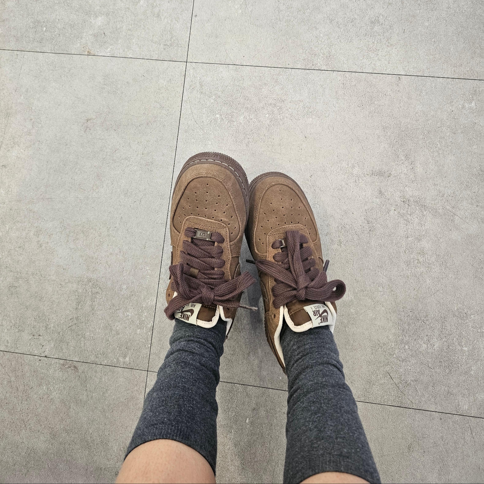 (W) Nike Air Force 1 '07 Cacao Wow 착용 스타일
