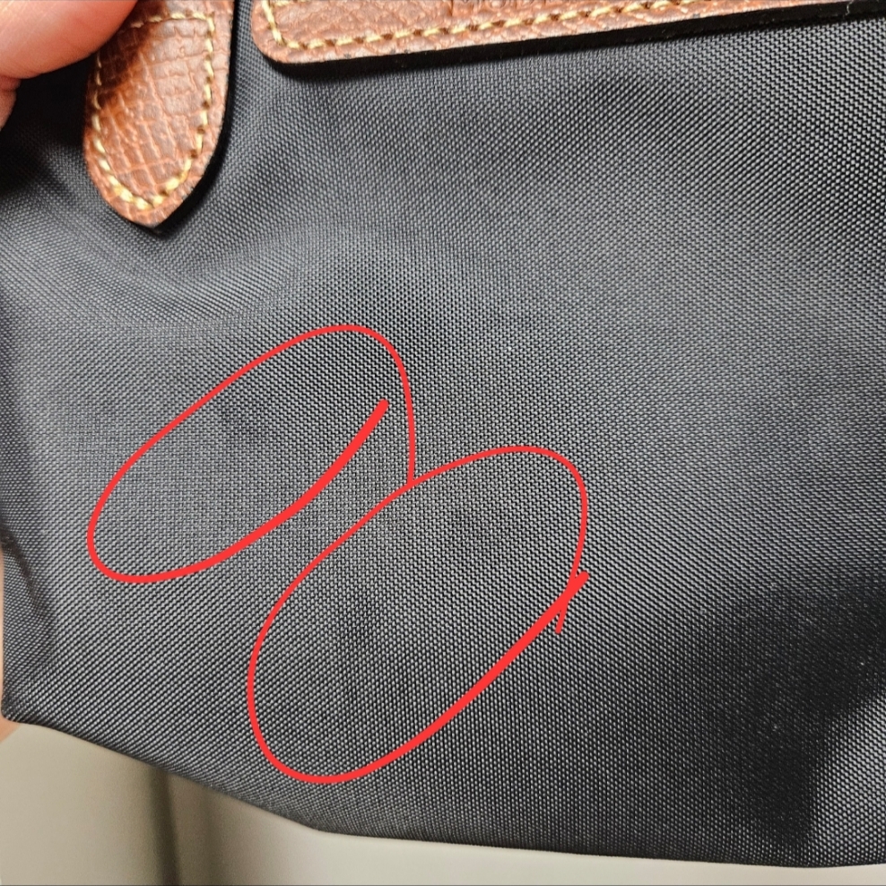 Longchamp Le Pliage Original Handle Pouch Black 착용 스타일 - 1