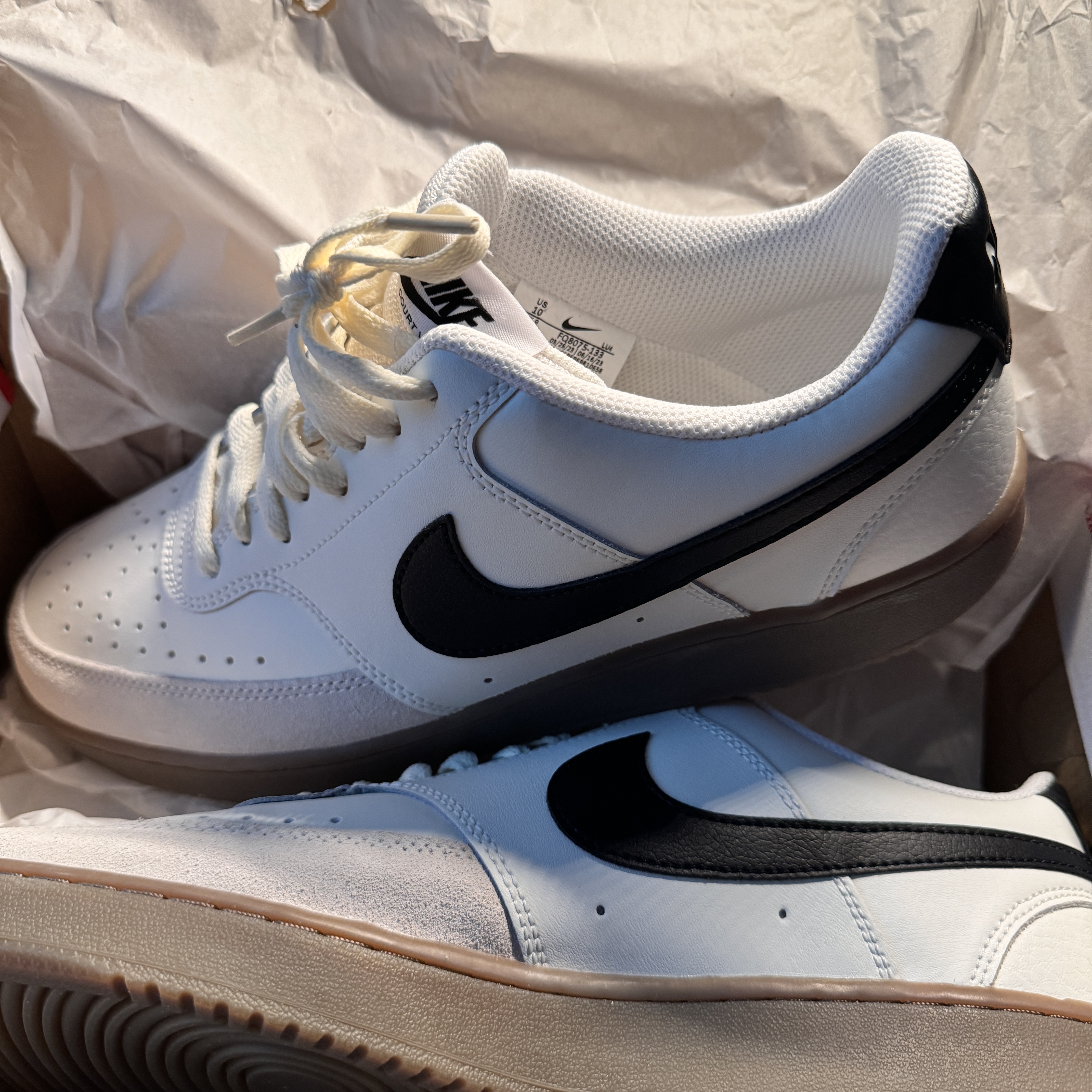 Nike Court Vision Low Sail Light Orewood Brown 착용 스타일