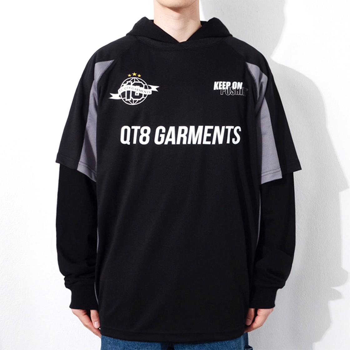 QT8 GARMENTS 3R Soccer Layered Hoodie Jersey Black 상세 이미지 3