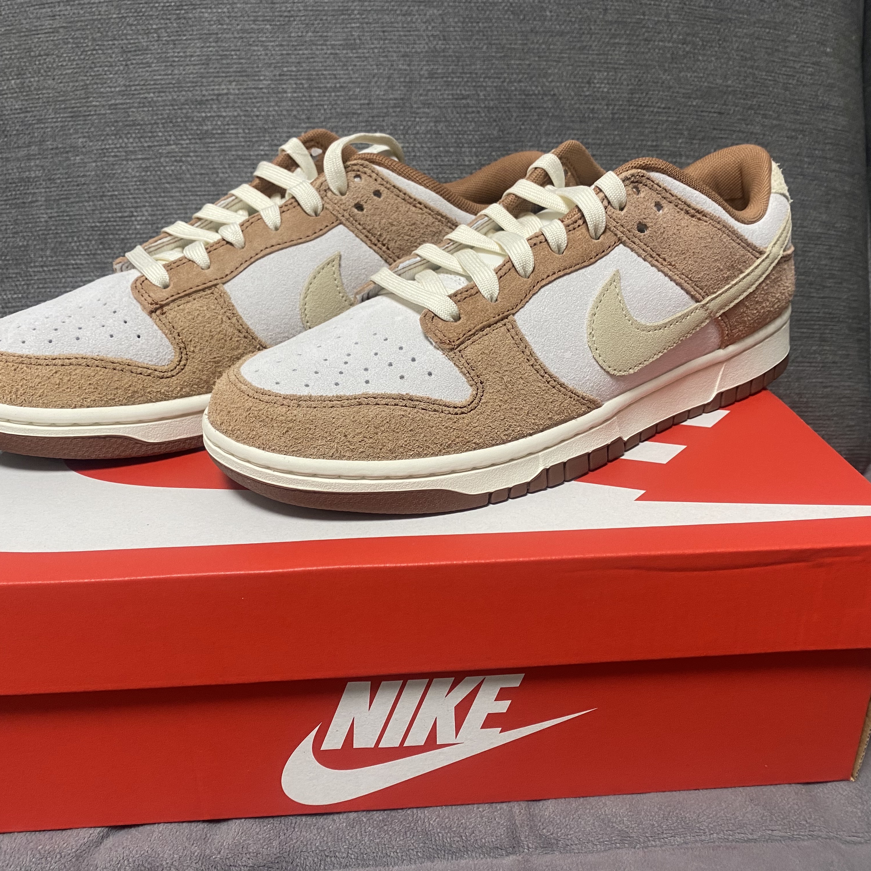Nike Dunk Low Pro Premium Medium Curry 착용 스타일