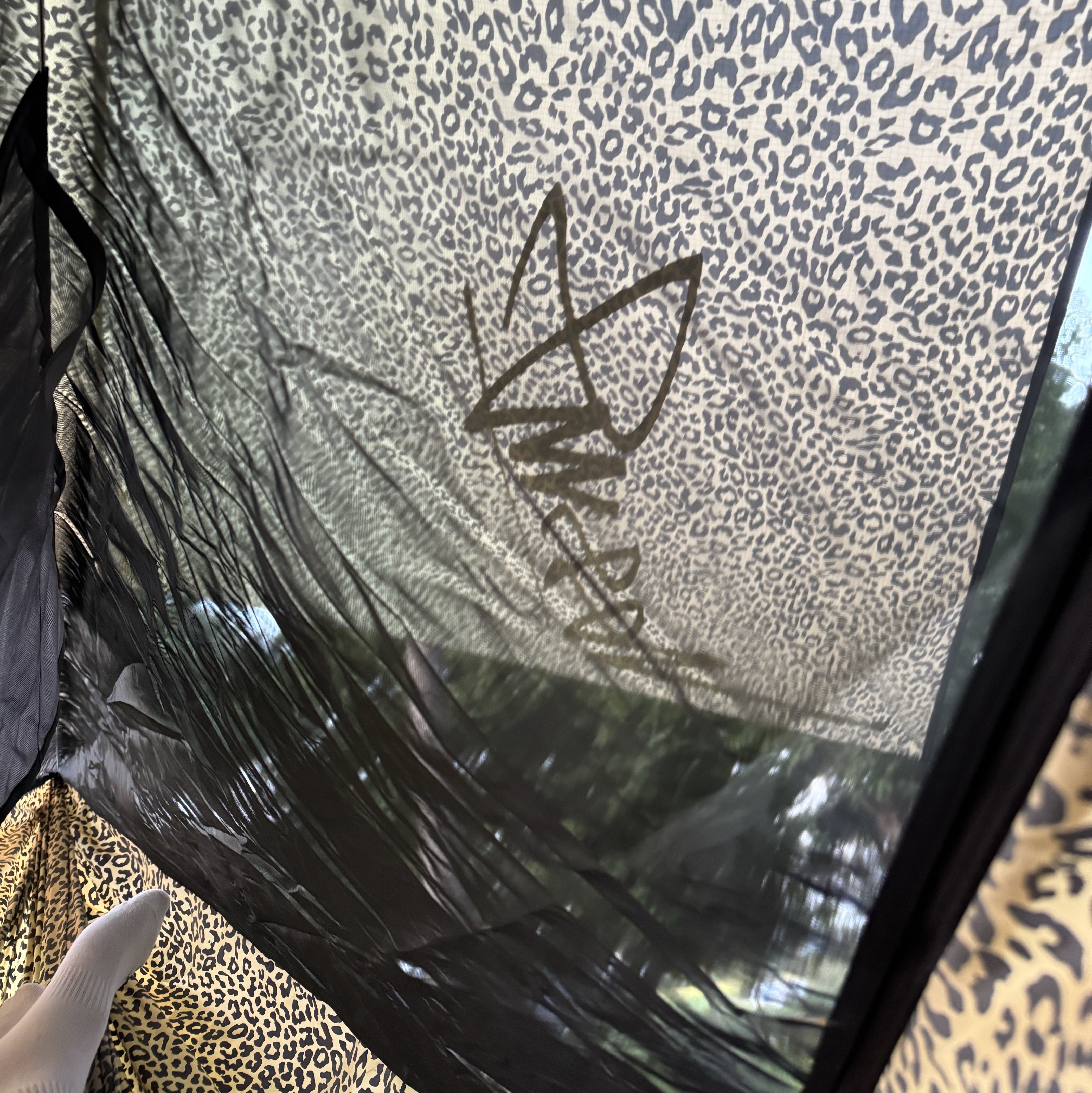 Stussy x Hennessy Expedition Zip Hammock Leopard Print, Stussy Basic Stussy T-Shirt Black 2024, 2025 착용 스타일 - 2