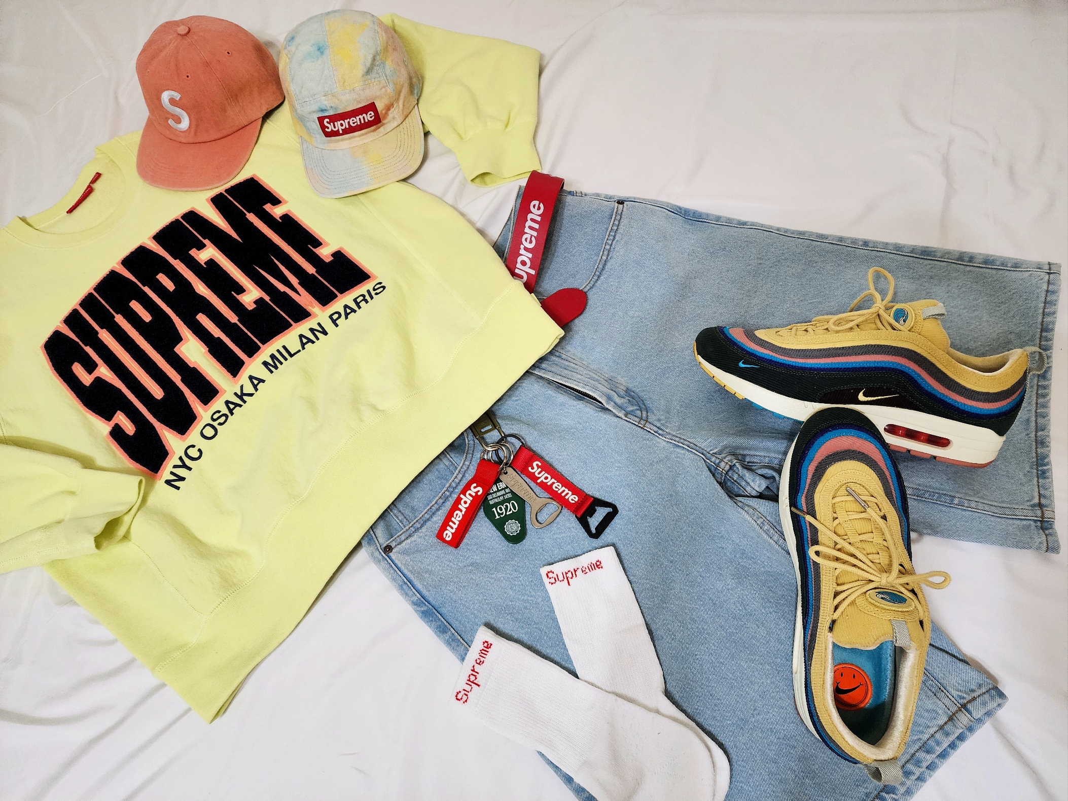 Supreme Multicolor Denim Camp Cap Multi-Color - 18SS, Supreme Corduroy S Logo 6-Panel Light Pink - 23FW μ°©μ© μ€νμΌ - 3