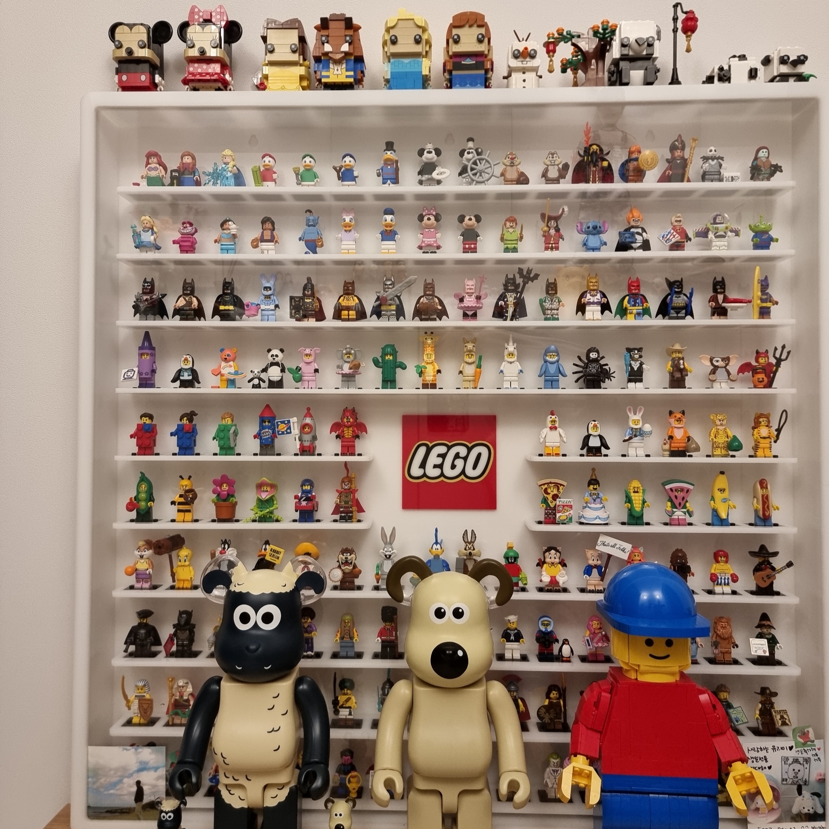 Bearbrick Shaun The Sheep 100% & 400% Set, Bearbrick Wallace & Gromit Gromit 100% & 400% Set 착용 스타일