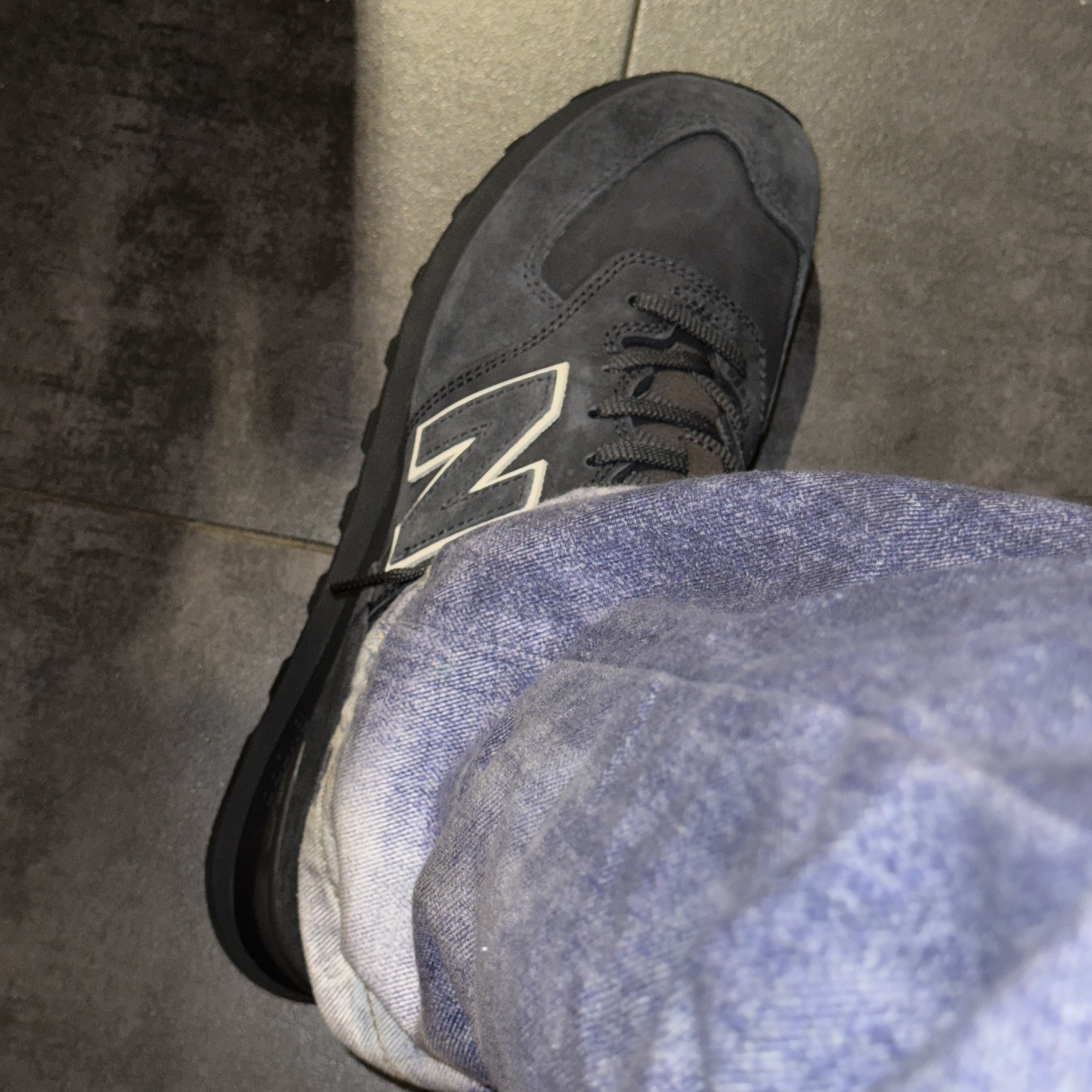 New Balance x Comme des Garcons Junya Watanabe Man 574 Suede Grey Off White 착용 스타일