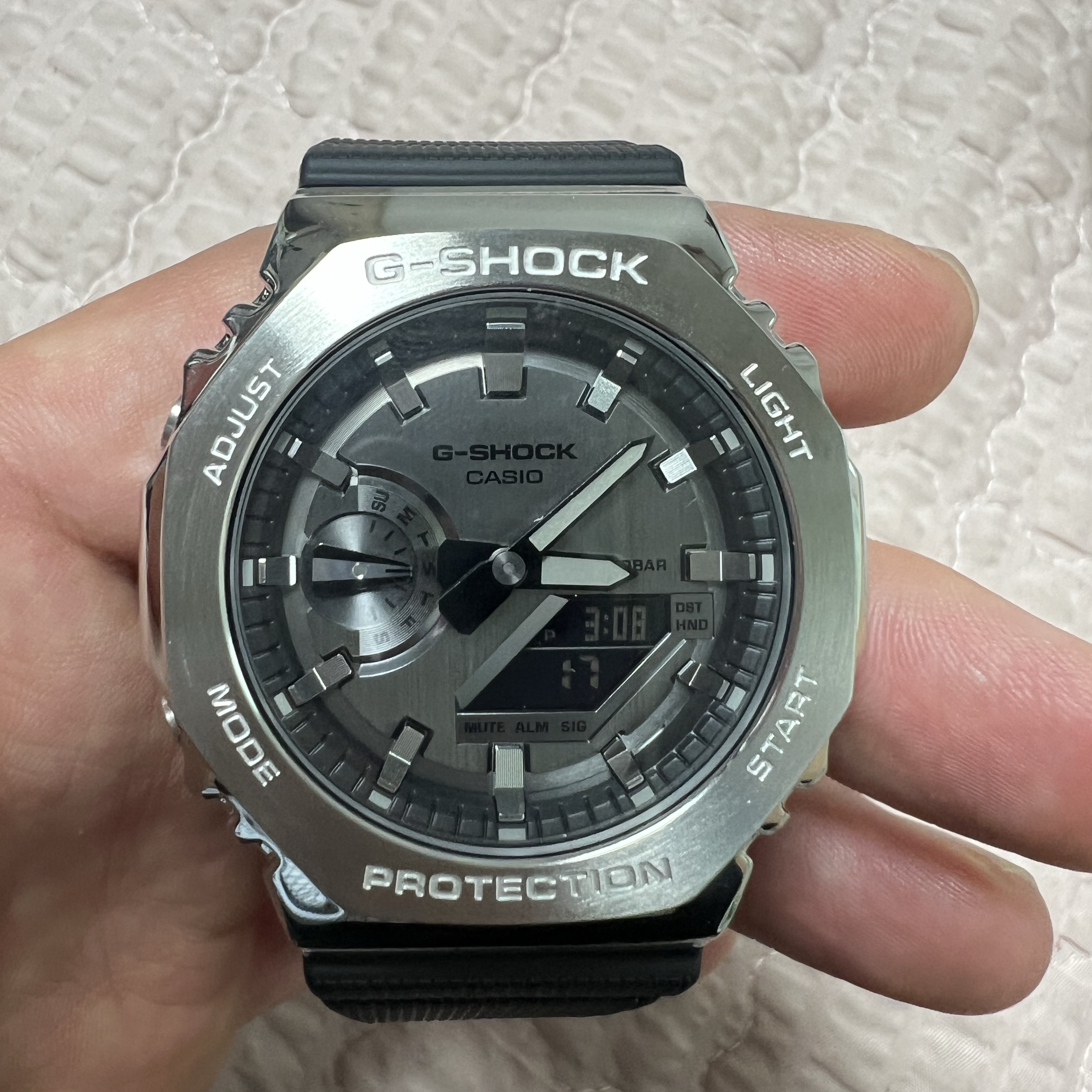 Casio G-Shock GM-2100-1A 착용 스타일