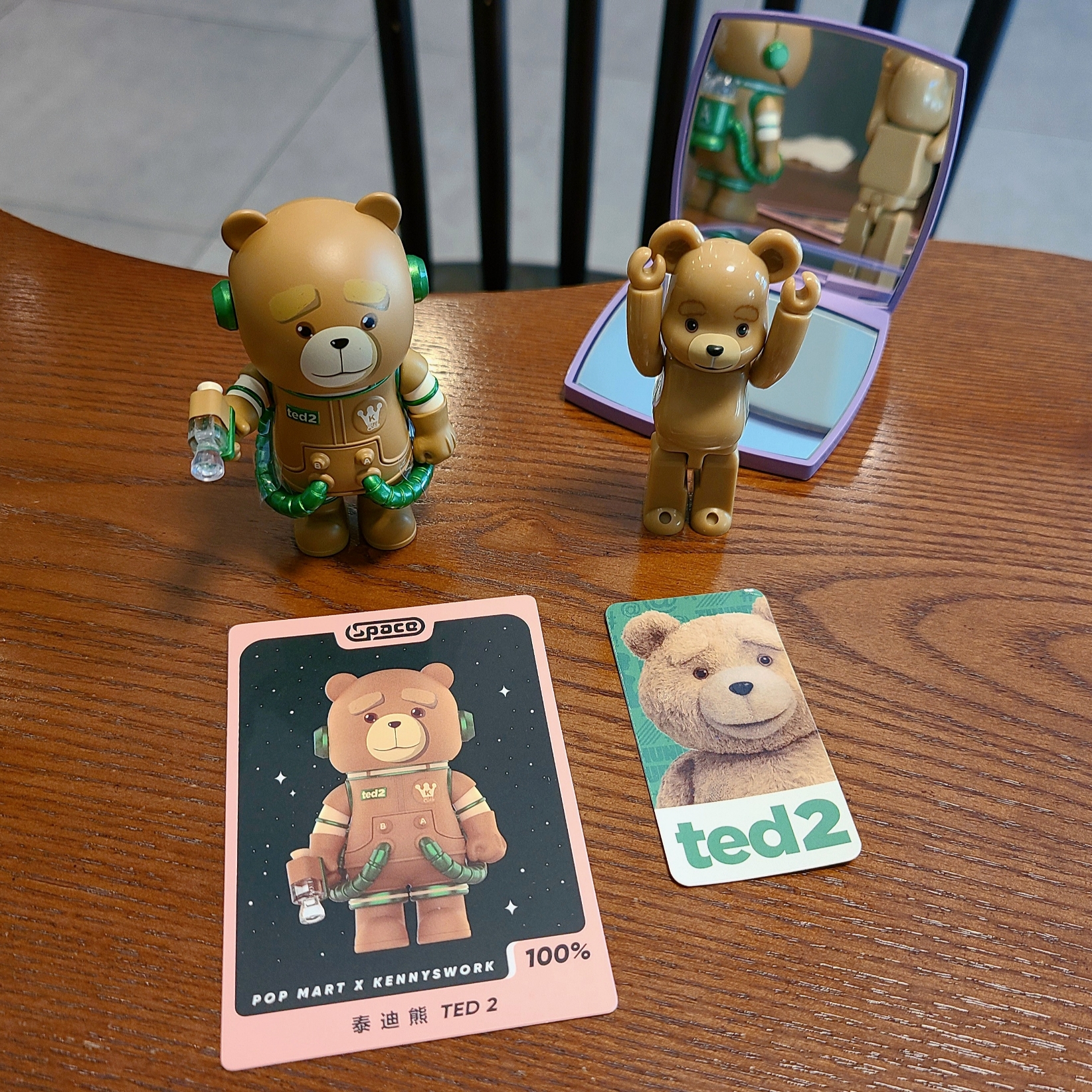 Pop Mart Mega Space Molly Series 3 Sealed Case 100% (9 Blind Boxes), Bearbrick Series 30 Sealed Case 100% (24 Blind Boxes) 착용 스타일 - 4
