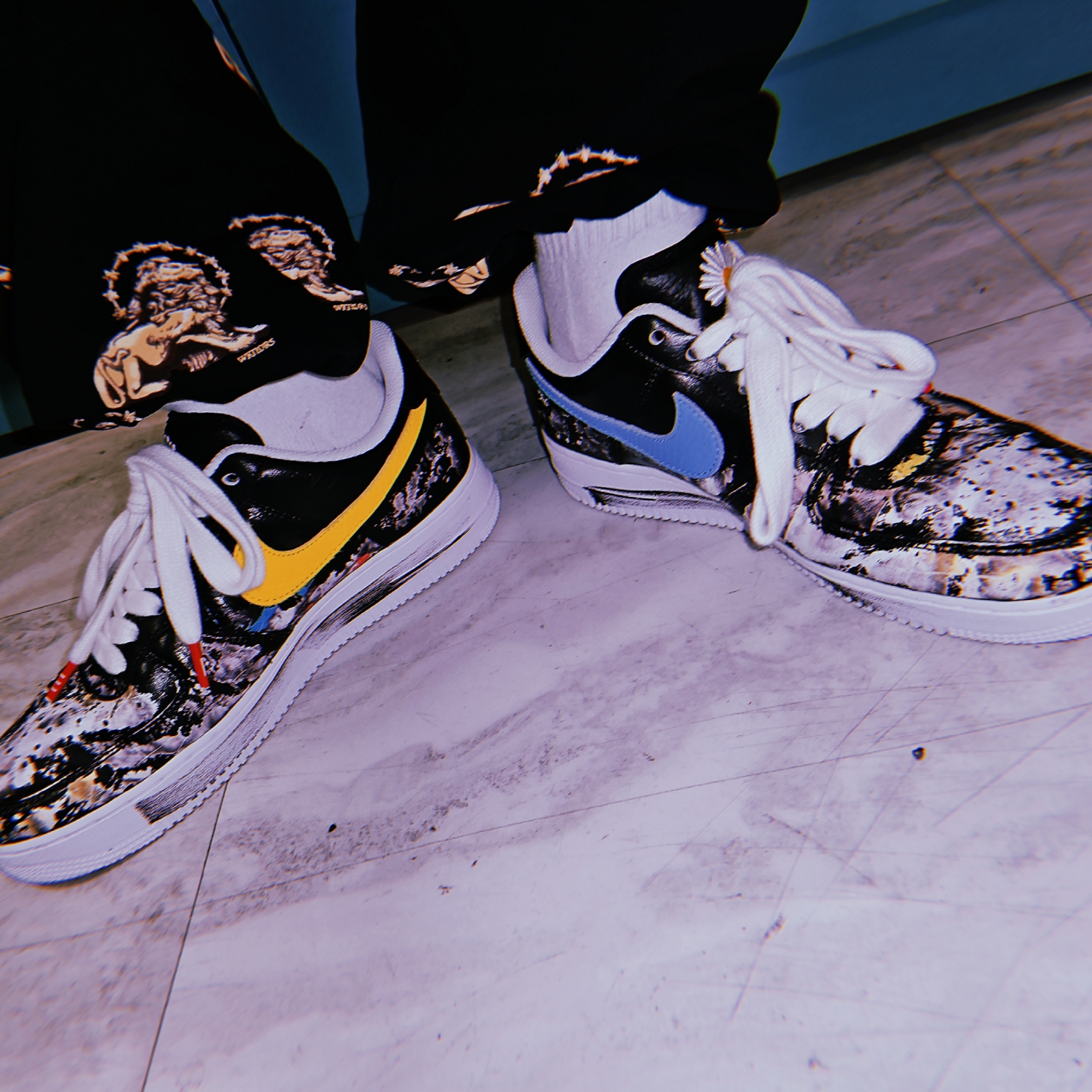 Nike x Peaceminusone Air Force 1 Low Para-Noise 3.0 Black and Multicolor 착용 스타일