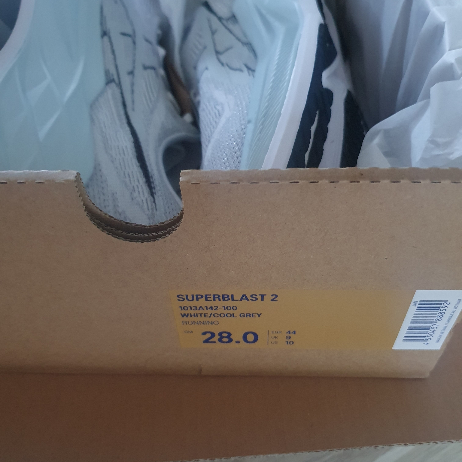 Asics Superblast 2 White Cool Grey 착용 스타일 - 3