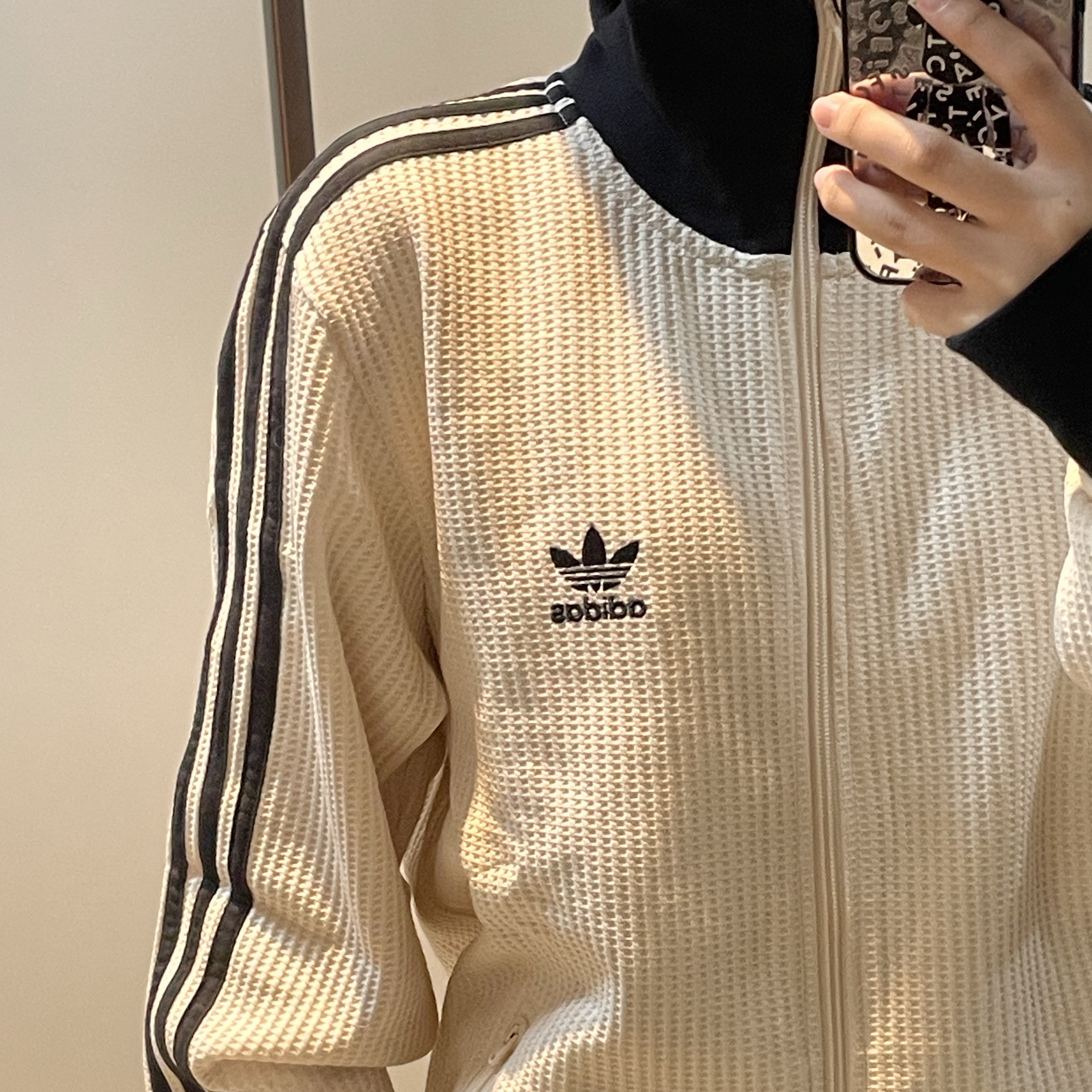 Adidas Waffle Beckenbauer Track Top Wonder White - KR Sizing, Adidas Adicolor Classic Waffle Beckenbauer Track Jacket Wonder White - US Sizing 착용 스타일