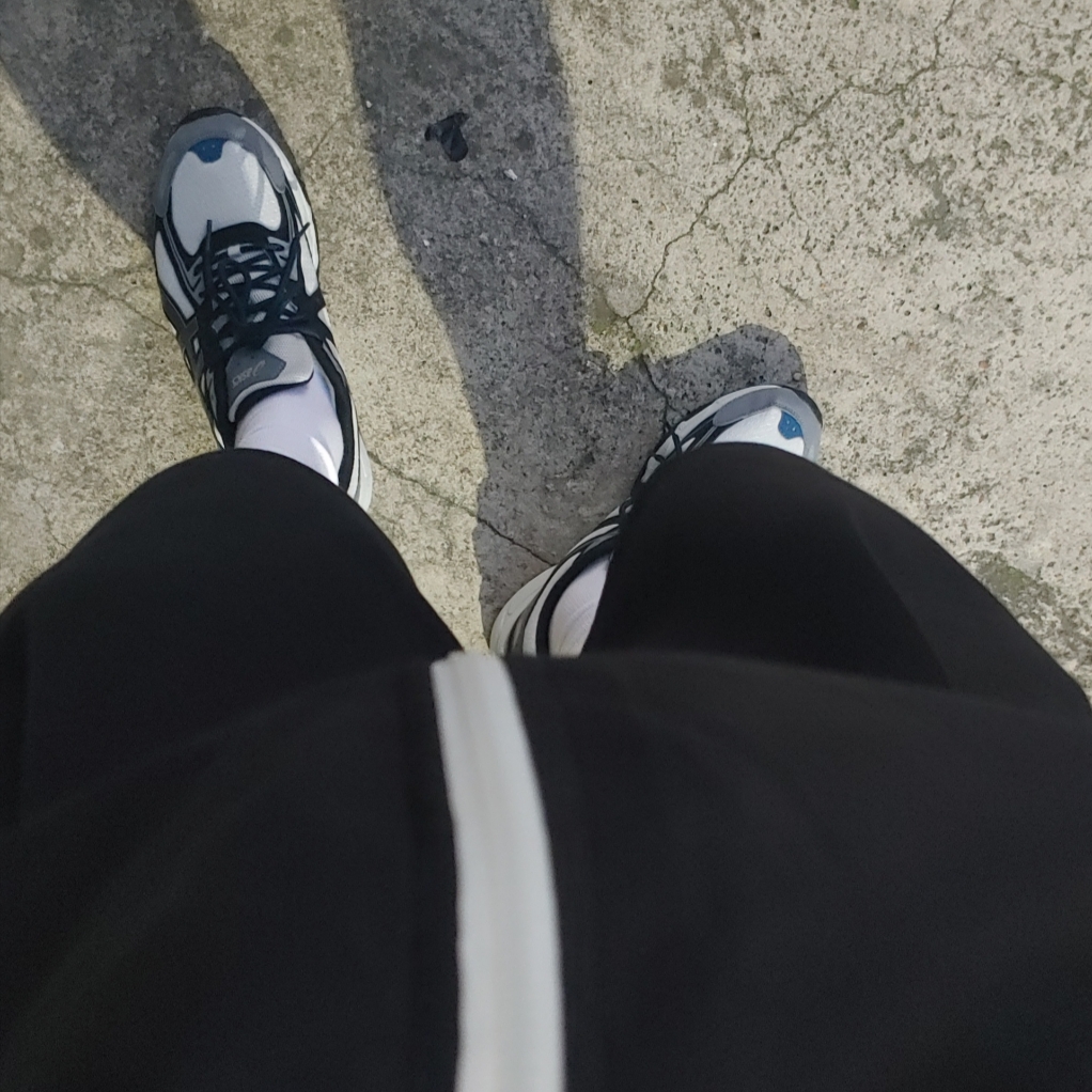 Asics Gel-Venture 6 SPS Glacier Grey 착용 스타일