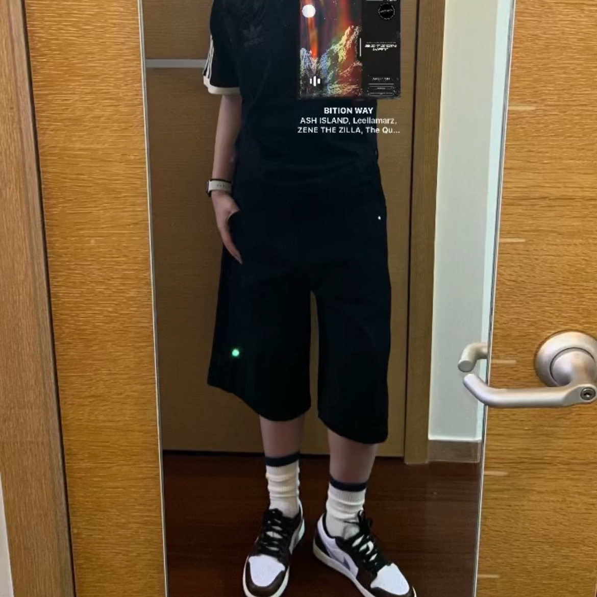 Adidas GRF T-Shirt Black - KR Sizing, Adidas Flames Denim Shorts Medium Black - KR Sizing 착용 스타일