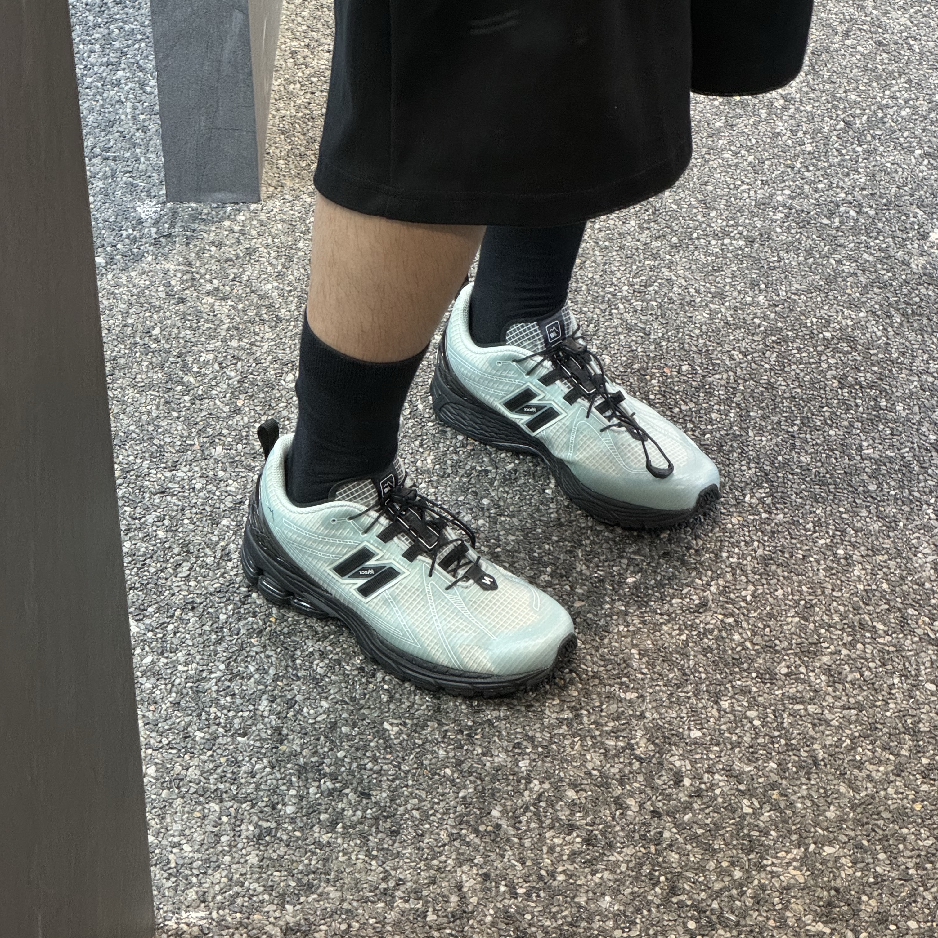 New Balance x Cayl 1906R Blue 착용 스타일