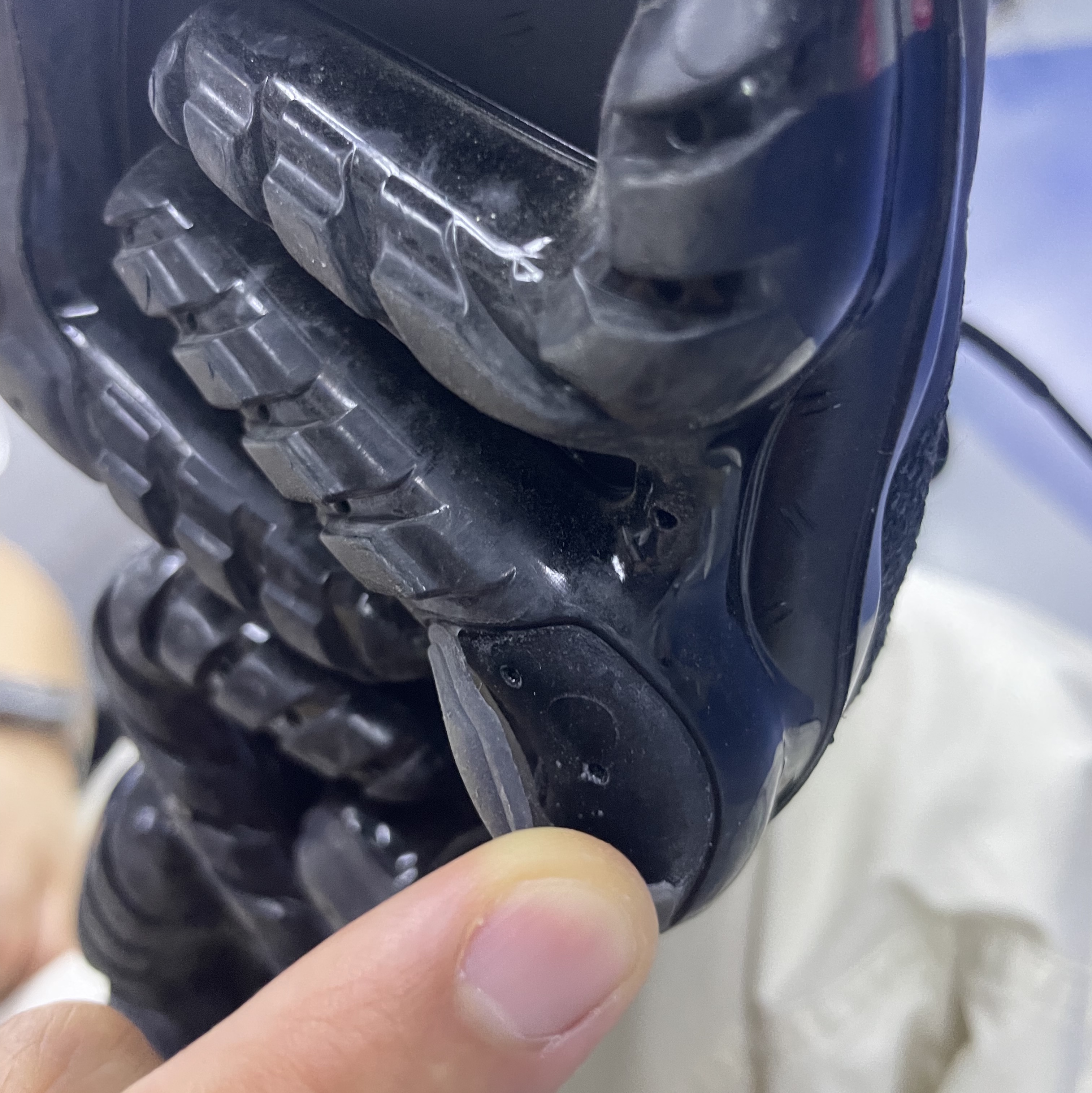 Nike Air VaporMax 2023 Flyknit Triple Black 착용 스타일 - 1