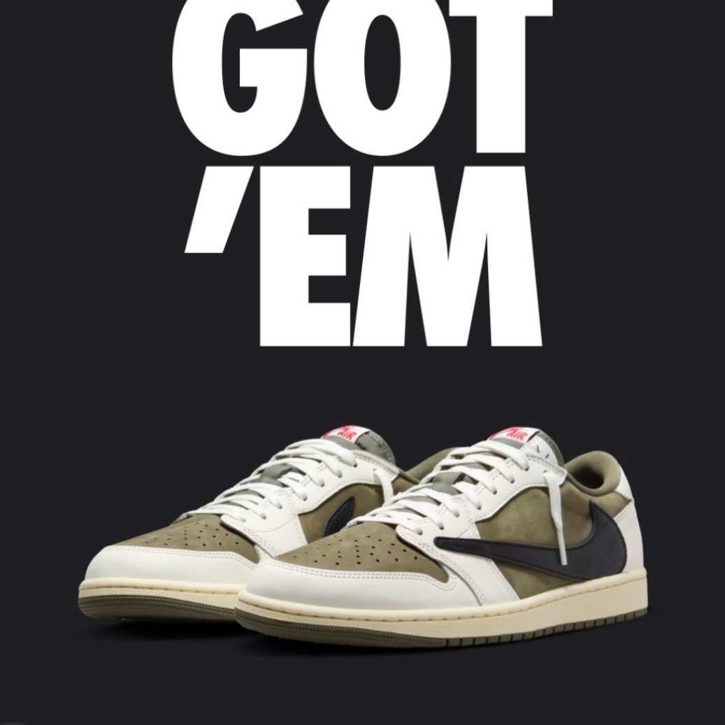 Jordan 1 x Travis Scott Retro Low OG SP Reverse Olive 착용 스타일