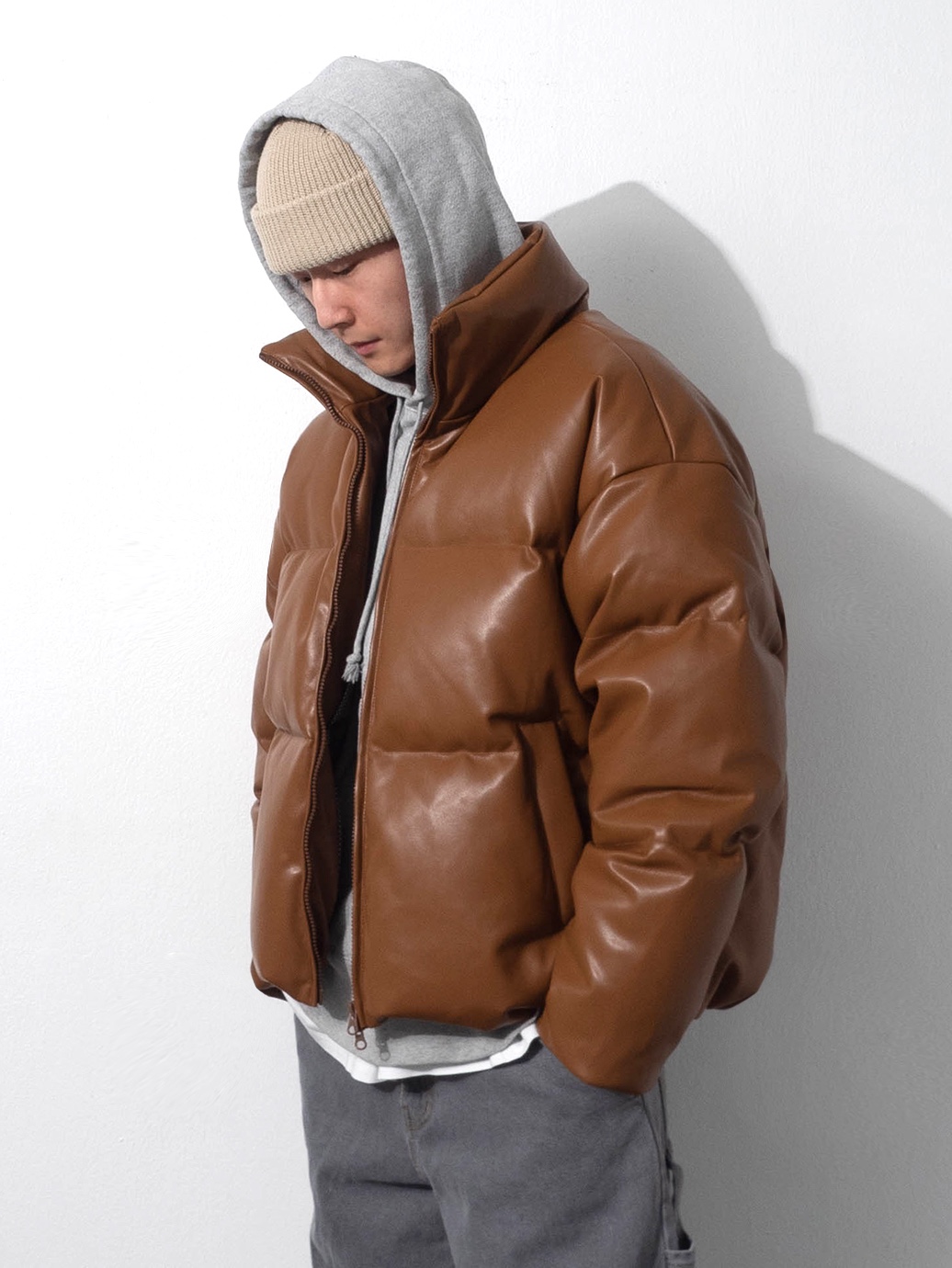 QT8 Garments GB Synthetic Leather Duck Down Short Padding Brown, QT8 Garments TL Denim Carpenter Pant Grey 착용 스타일 - 2