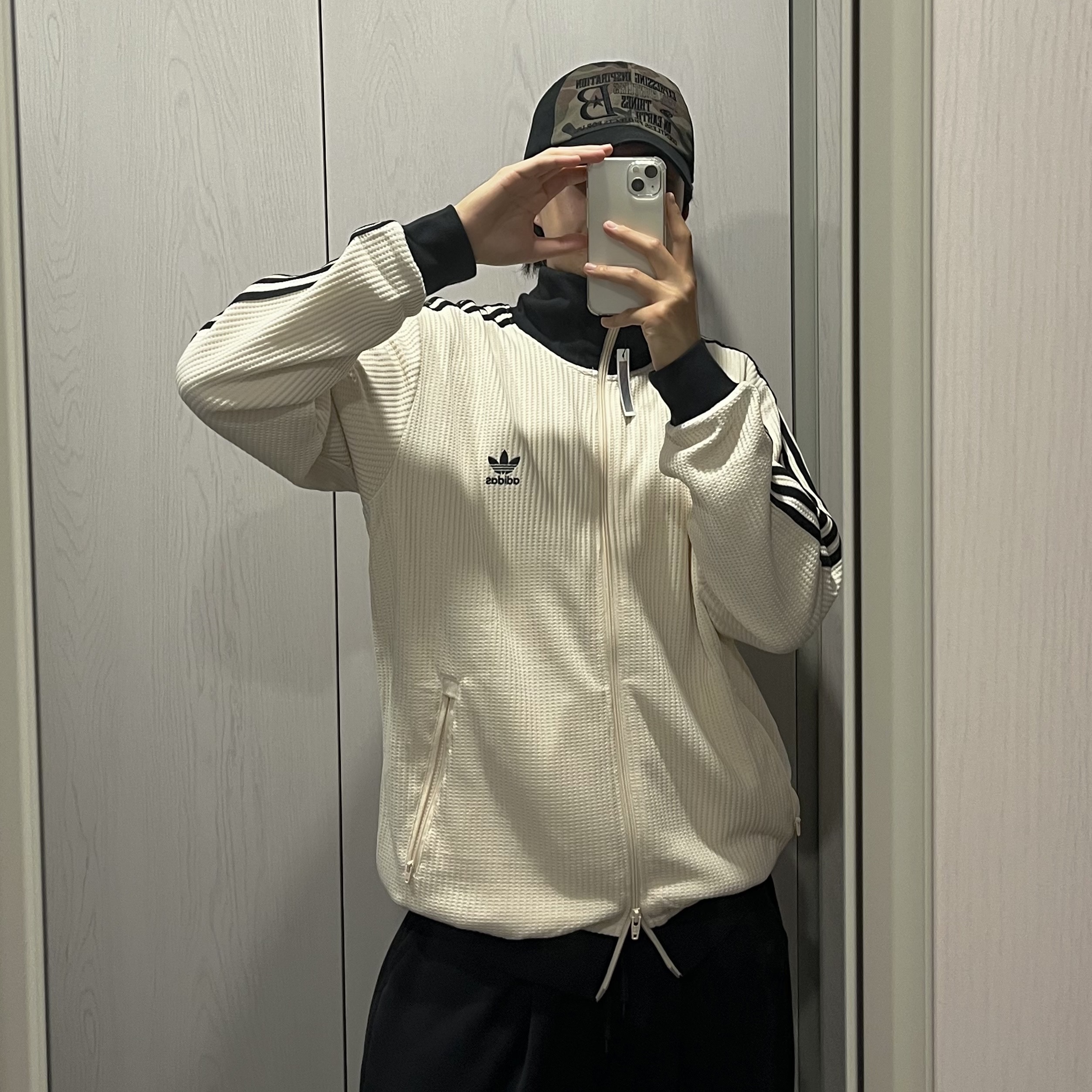Adidas Waffle Beckenbauer Track Top Wonder White - KR Sizing 착용 스타일 - 1