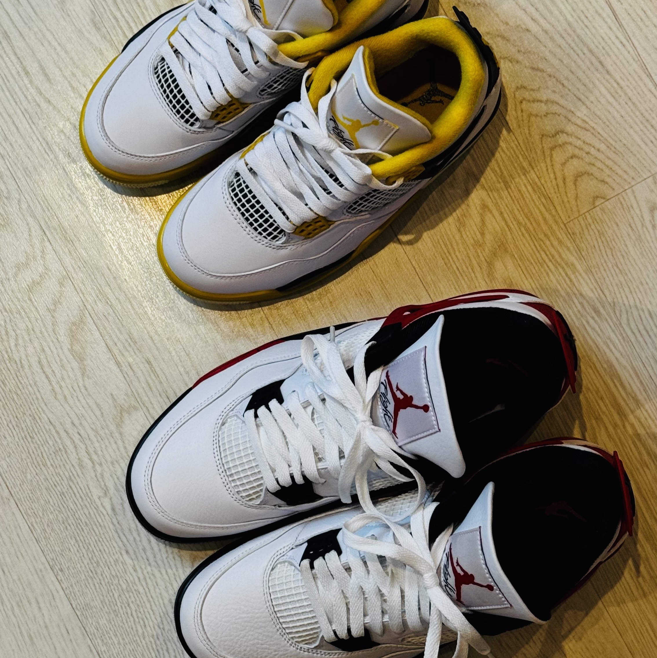 (W) Jordan 4 Retro Vivid Sulfur, Jordan 4 Retro Red Cement 착용 스타일